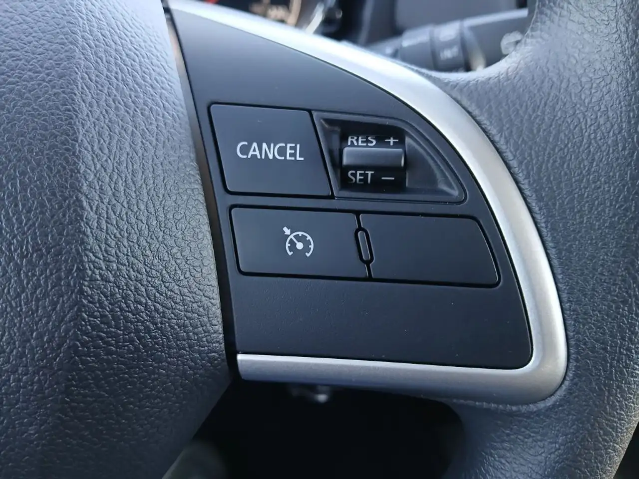 Mitsubishi RVR снимка Mitsubishi RVR