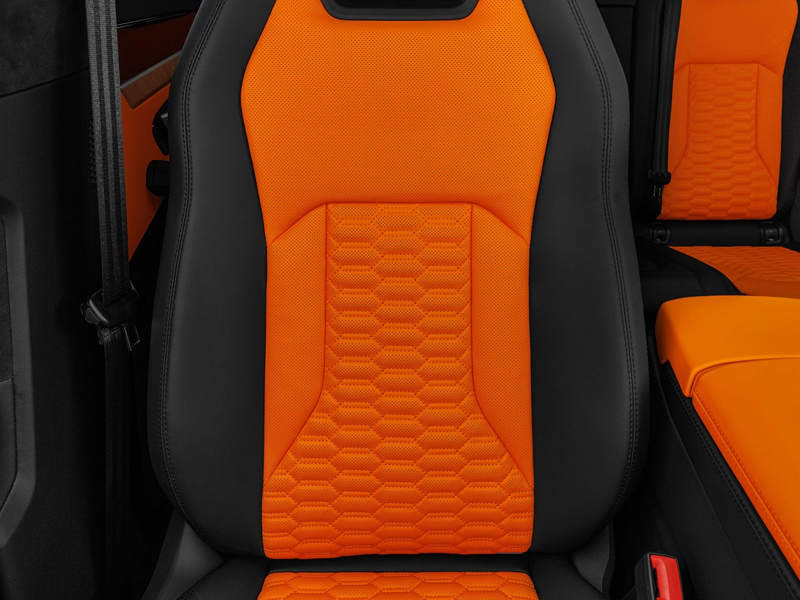 Lamborghini Urus — photo 13