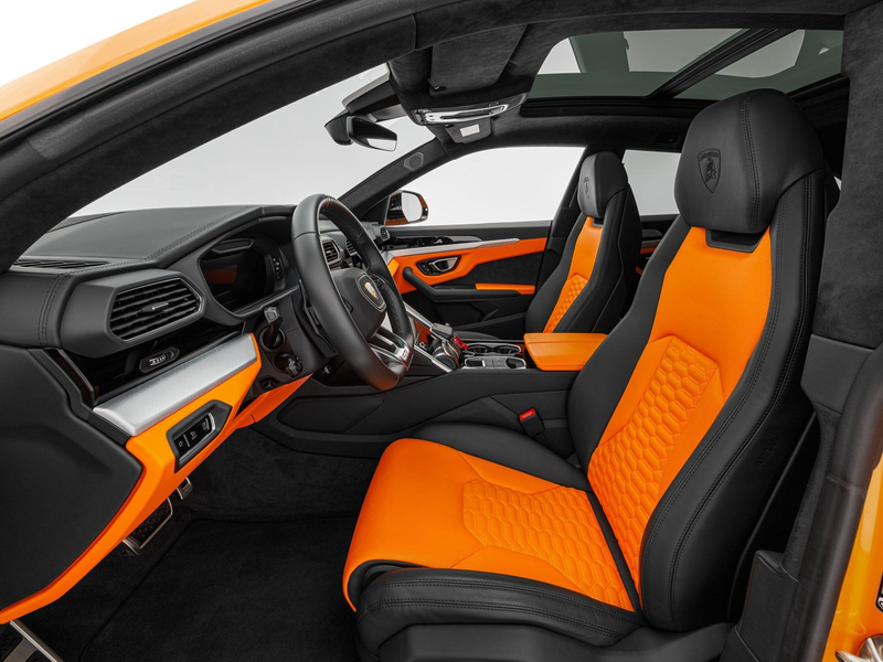Lamborghini Urus — photo 5
