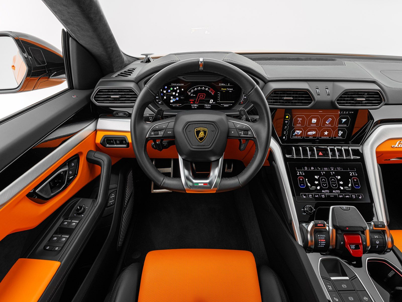 Lamborghini Urus — photo 9