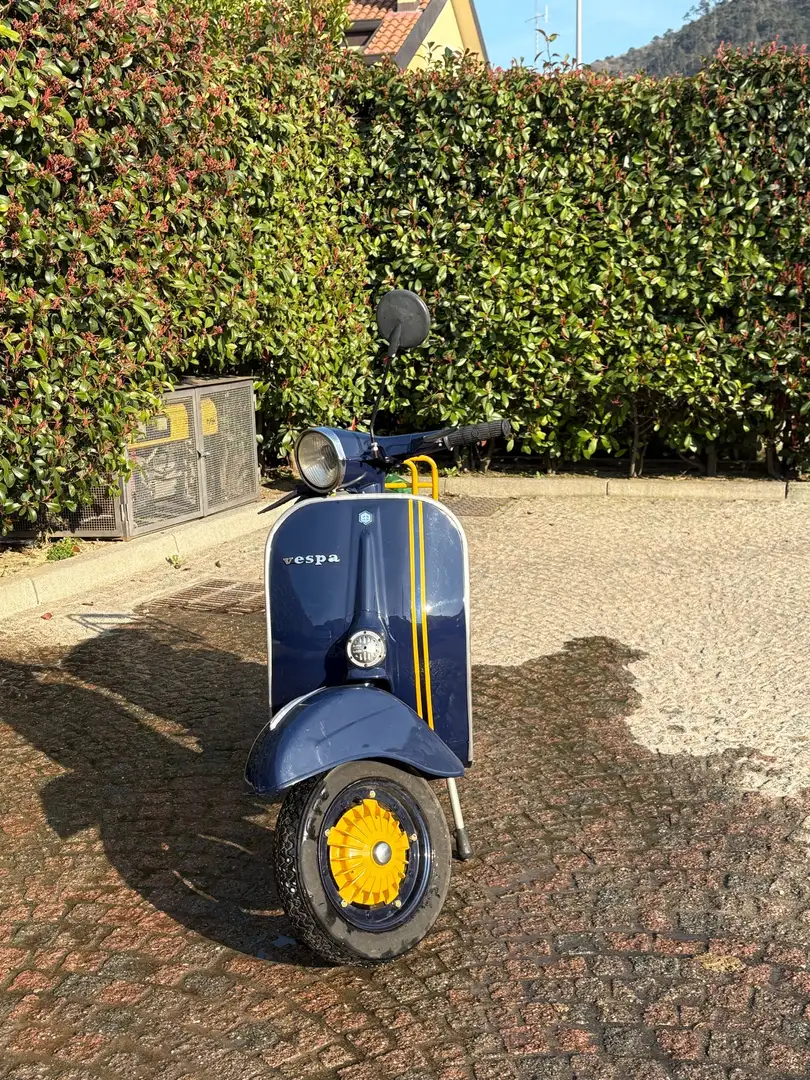 Vespa Primavera 125 - 1