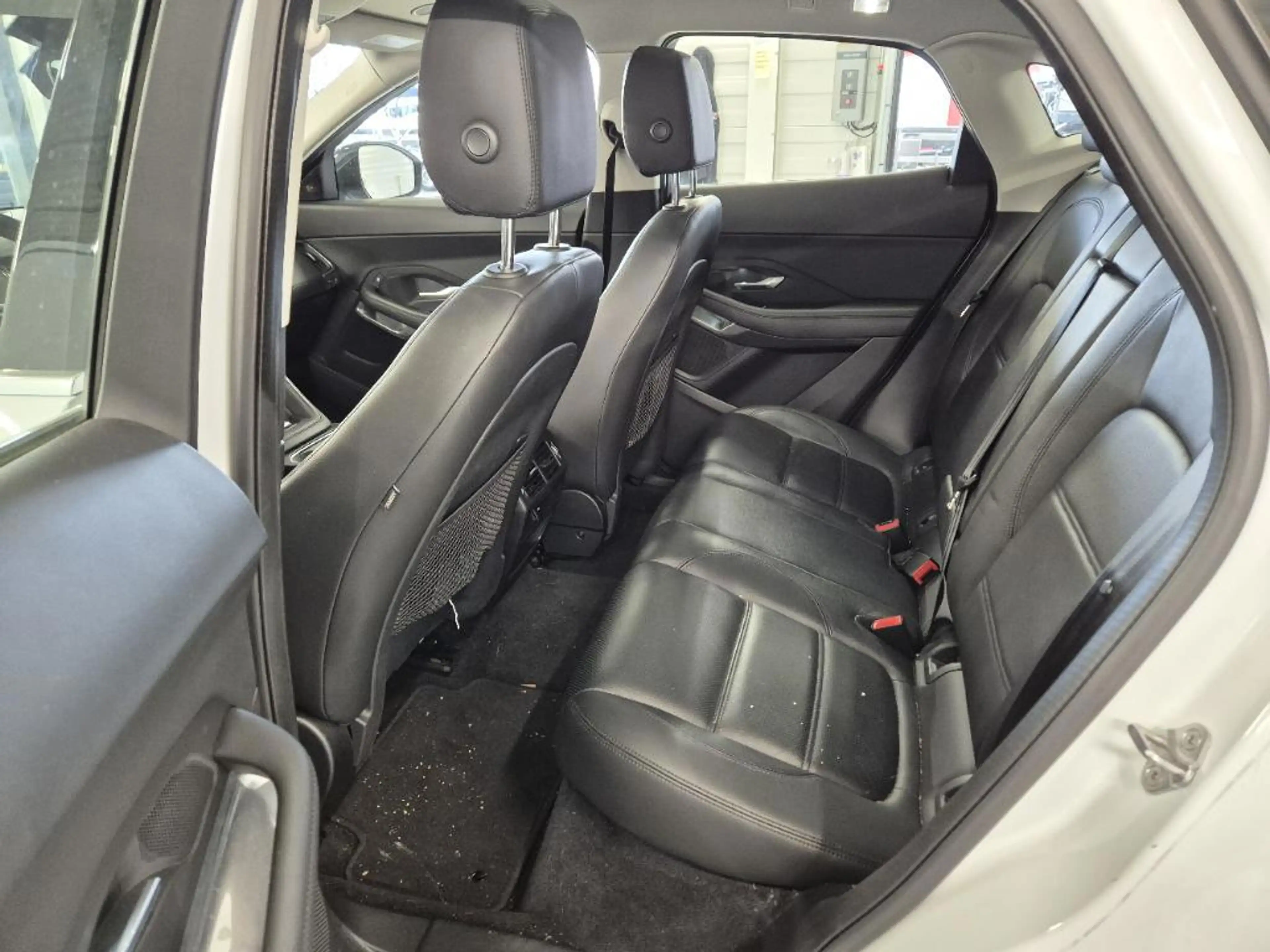 Jaguar E-Pace 1.5 P160 S Launch Edition|PANO|AUT|CARPLAY|LEDER|S — photo 8