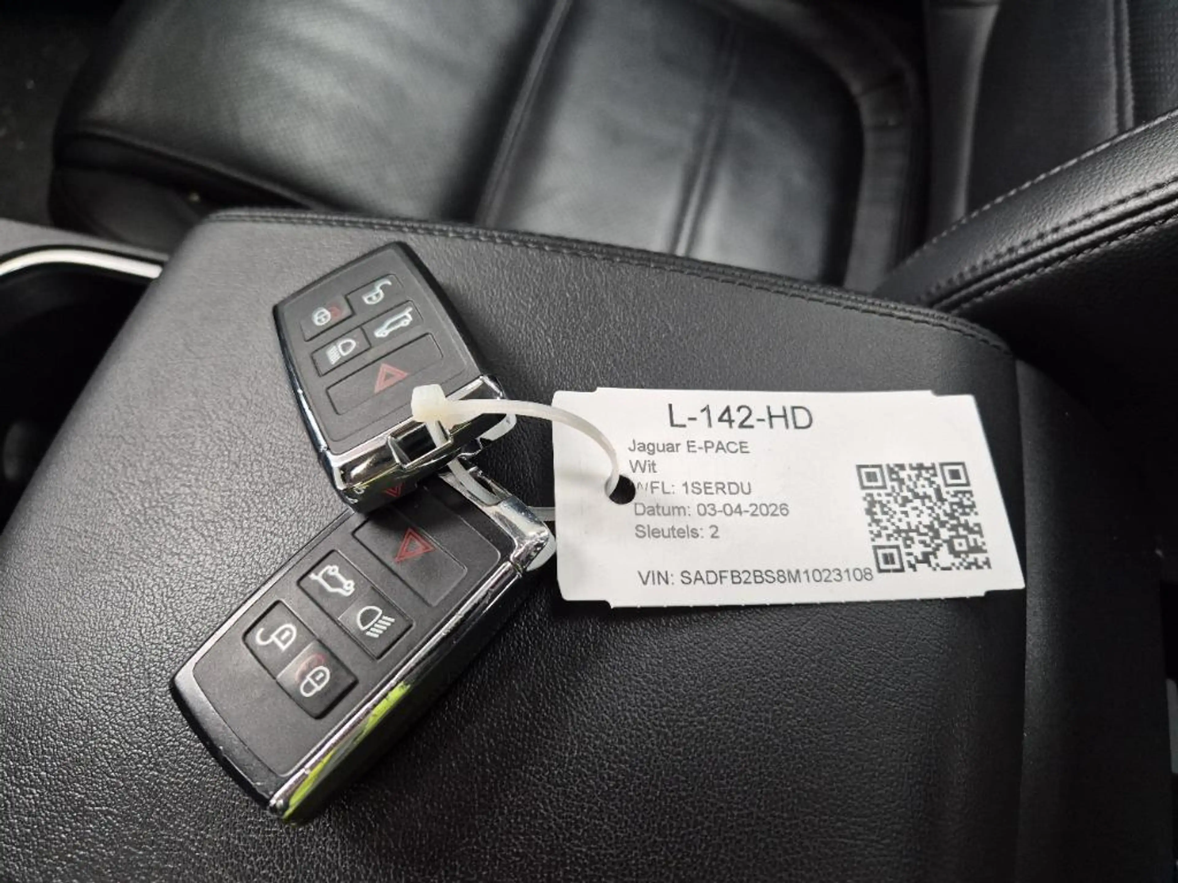 Jaguar E-Pace 1.5 P160 S Launch Edition|PANO|AUT|CARPLAY|LEDER|S — photo 13