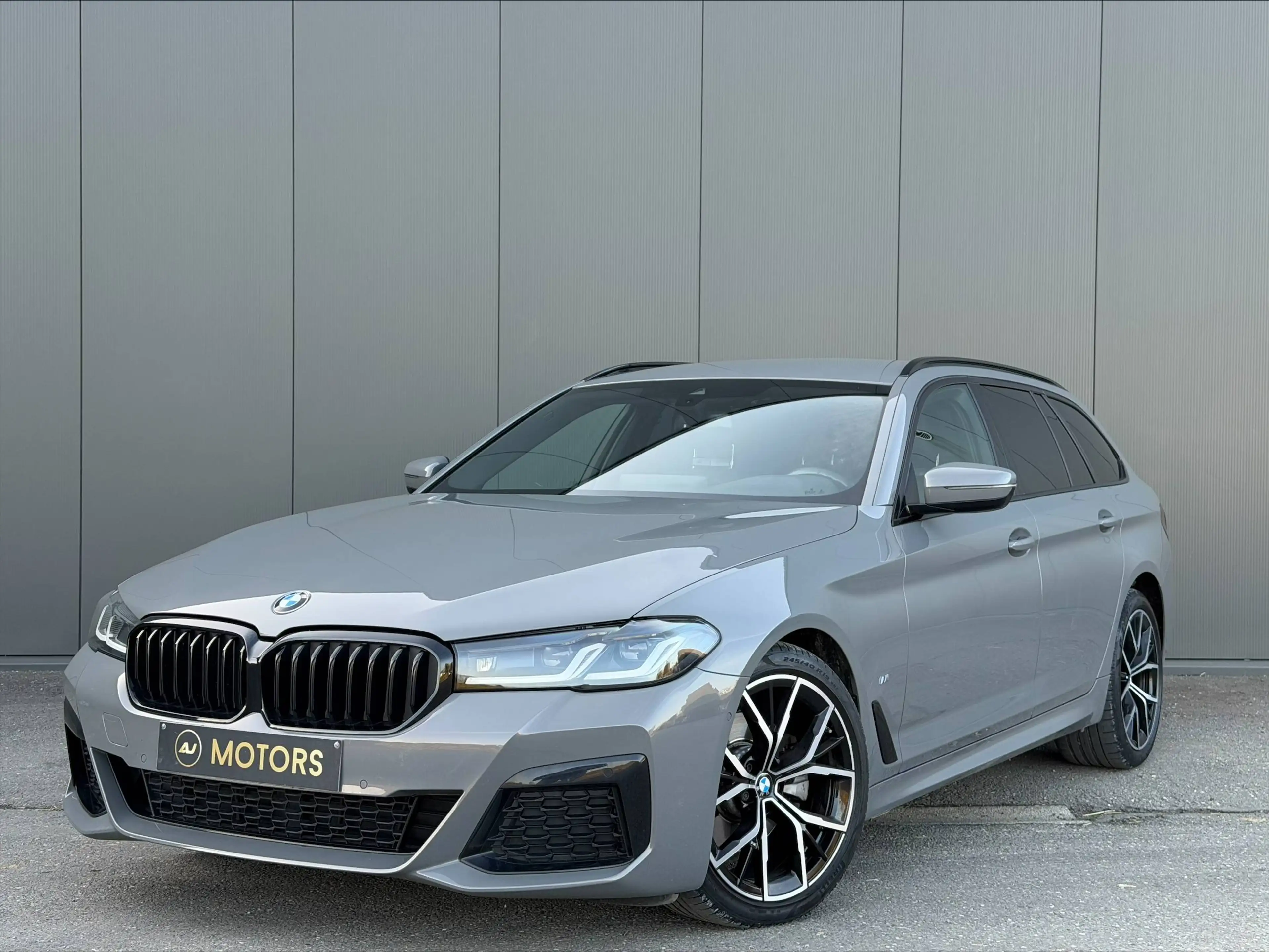 BMW 518 dA Touring MHEV 150cv - Pack M - Cockpit - Camera