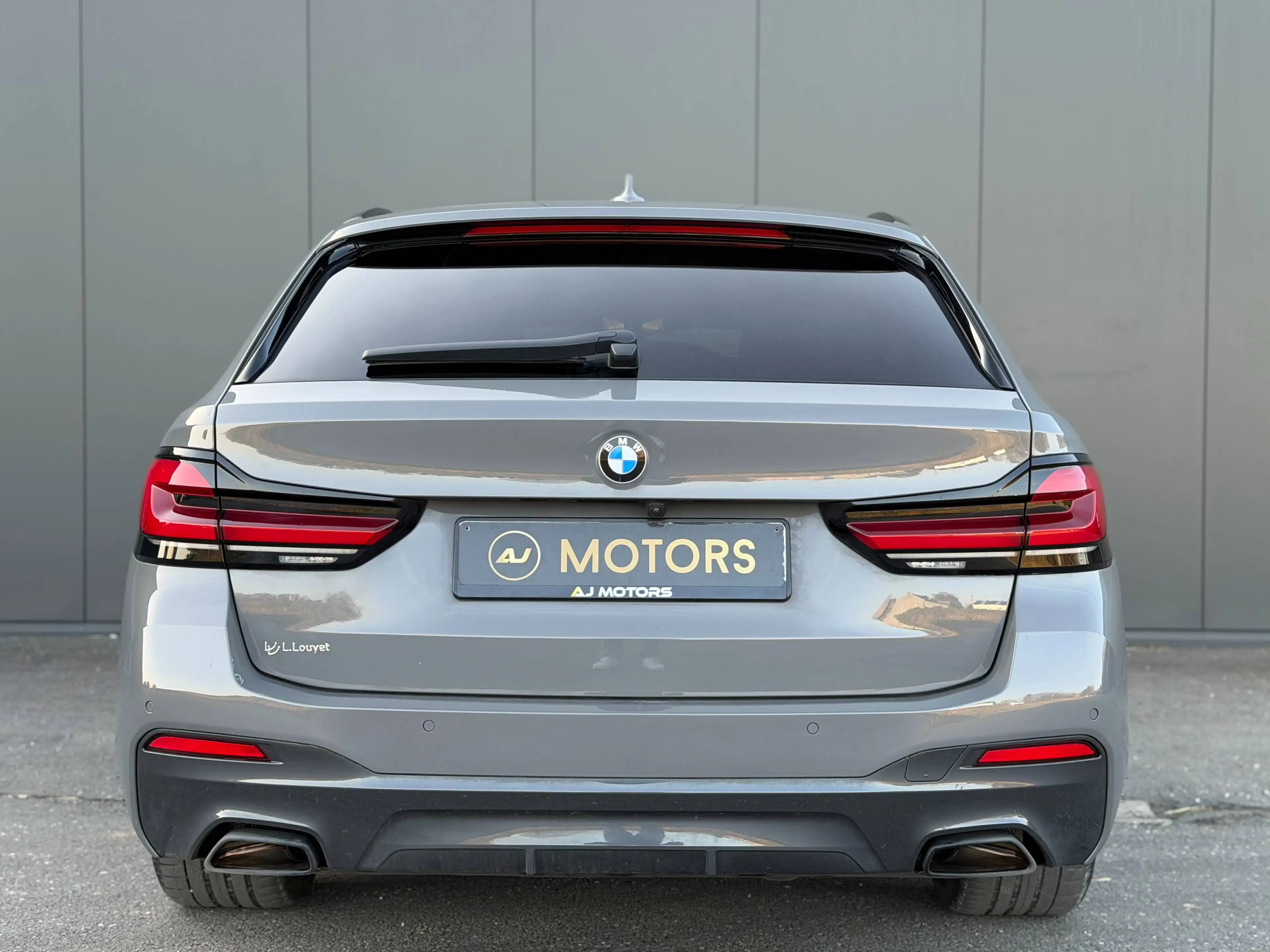 BMW 518 dA Touring MHEV 150cv - Pack M - Cockpit - Camera — photo 7
