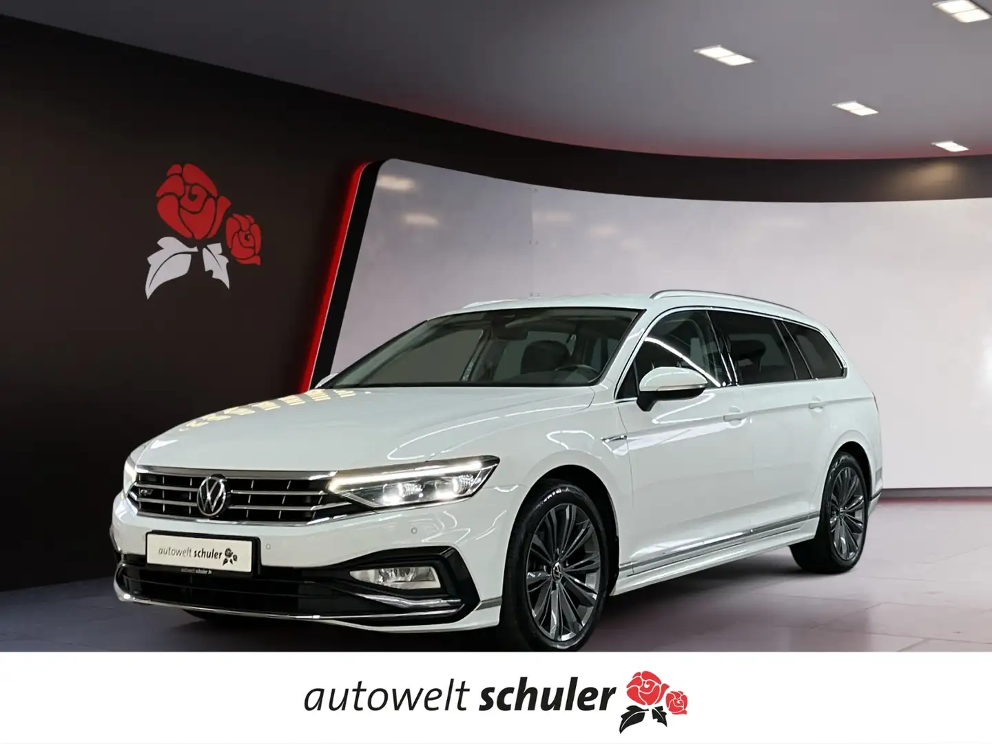 Volkswagen Passat Variant 2.0 TDI DSG 4Motion Elegance R-line AHK LED Stand Weiß - 1