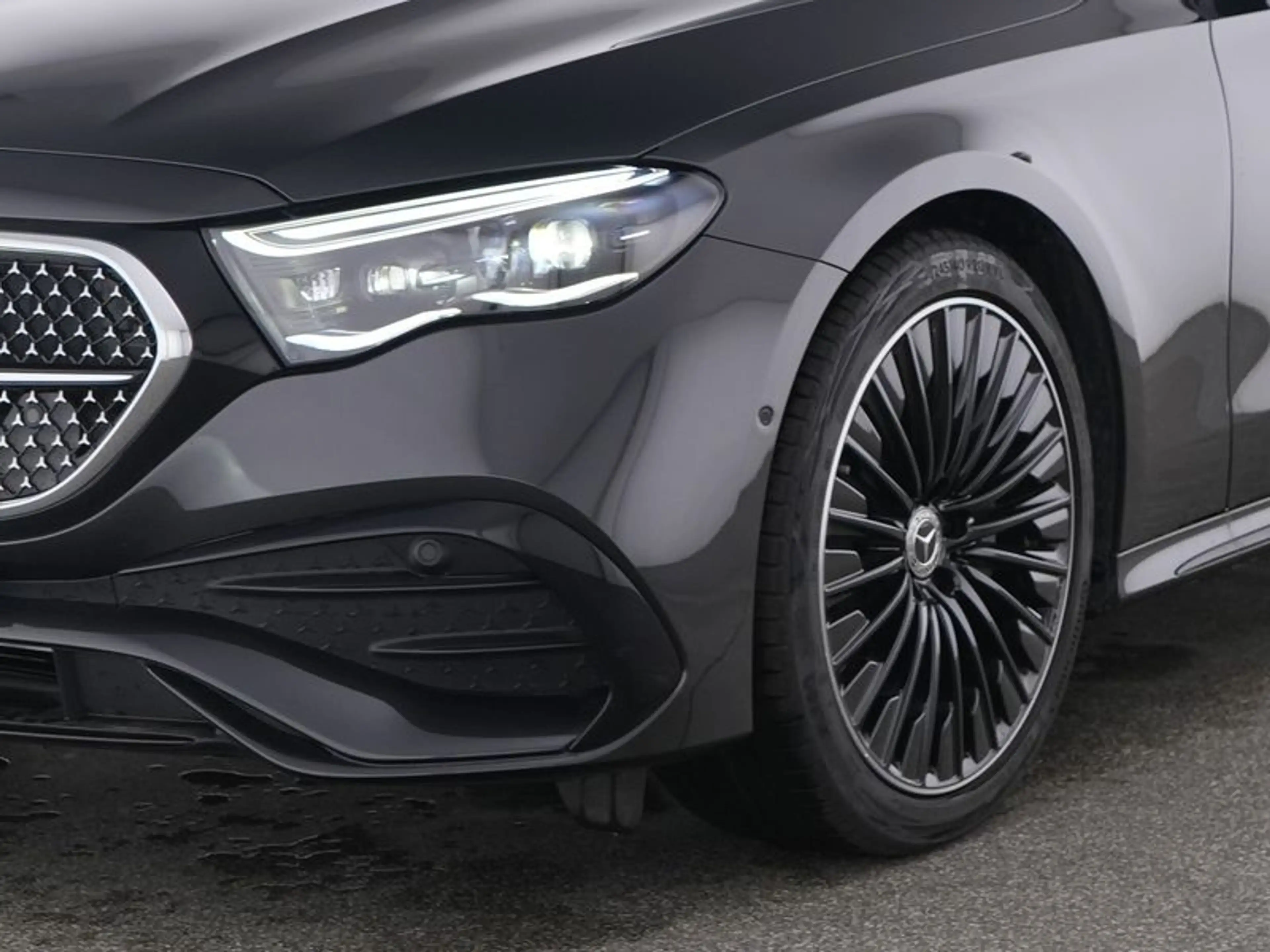 Mercedes-Benz E 220 d T AMG-Sport/Premium/Super/Pano/AHK/20' — photo 4