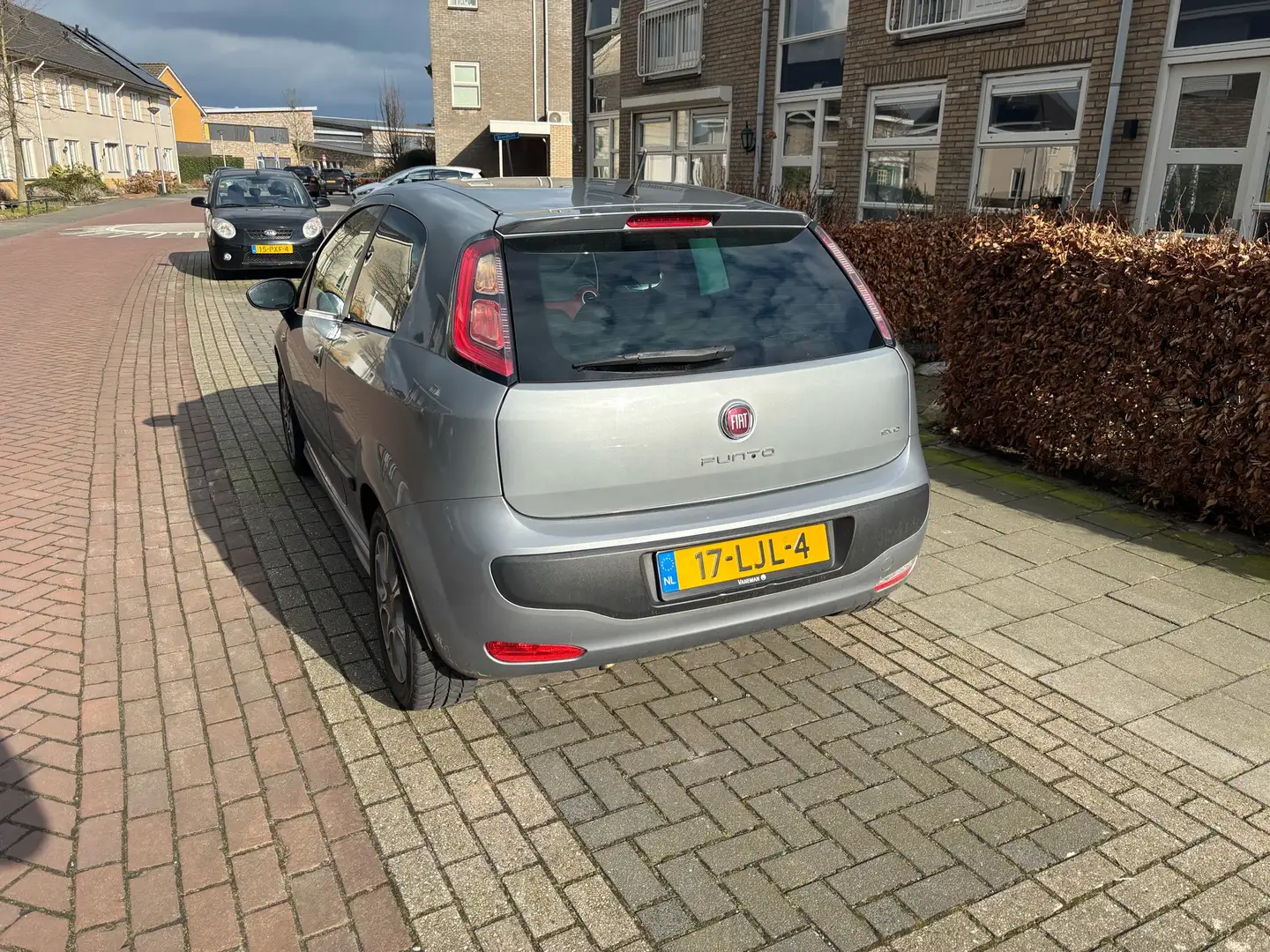 Fiat Punto 1.4 Racing Grijs - 2