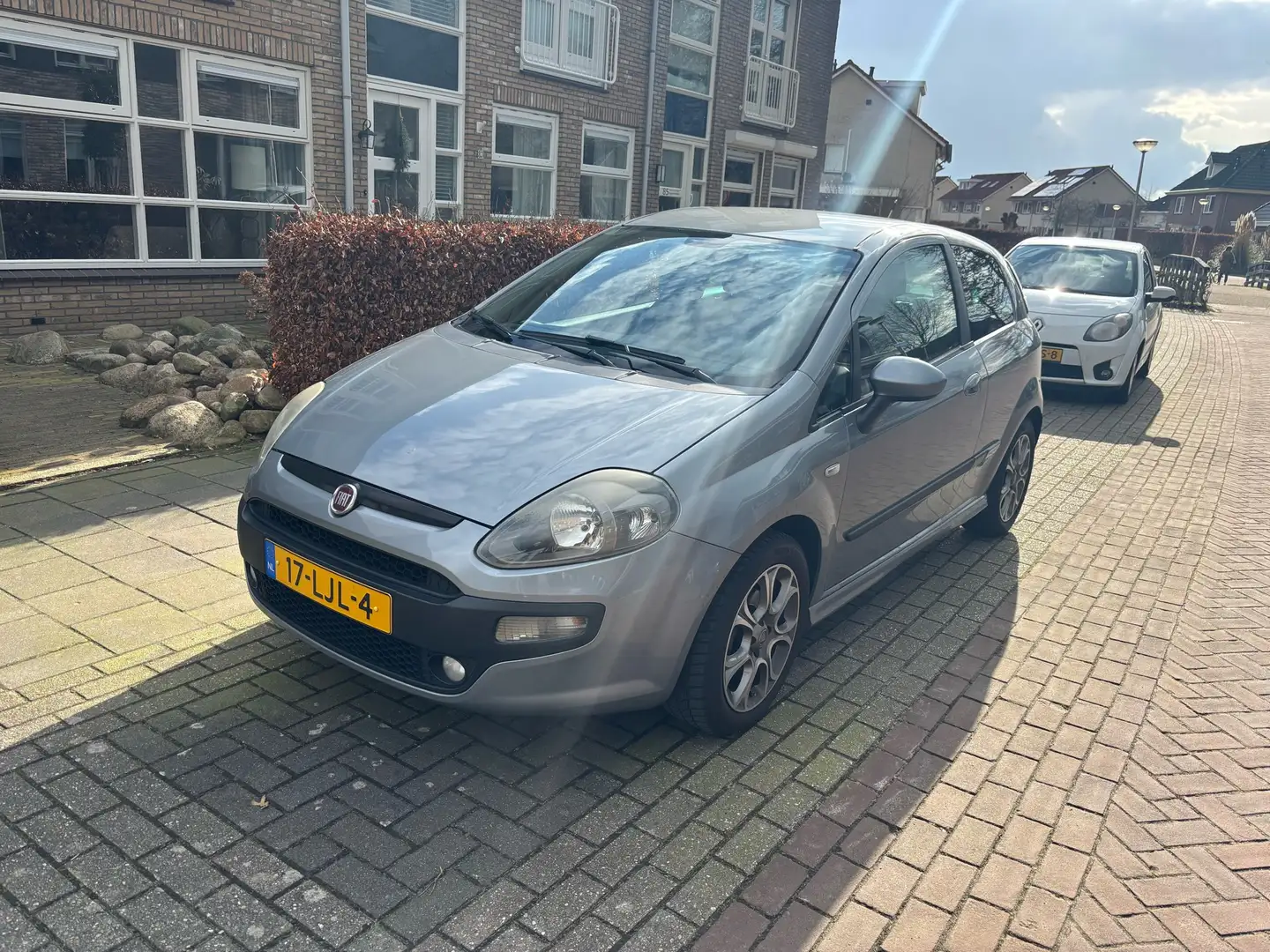 Fiat Punto 1.4 Racing Grijs - 1