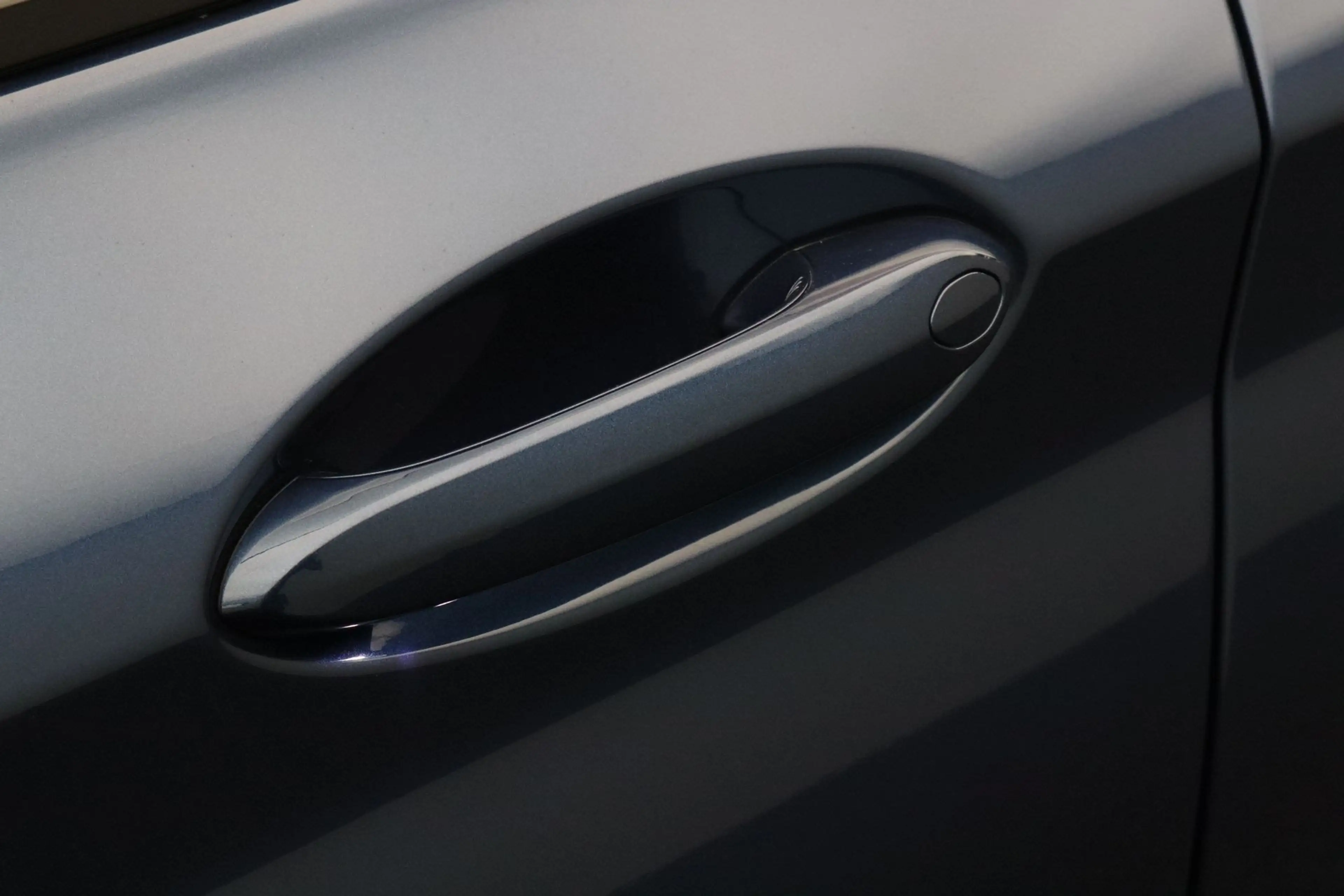 BMW iX3 High Executive Edition 80 kWh | Harman Kardon | He — photo 9
