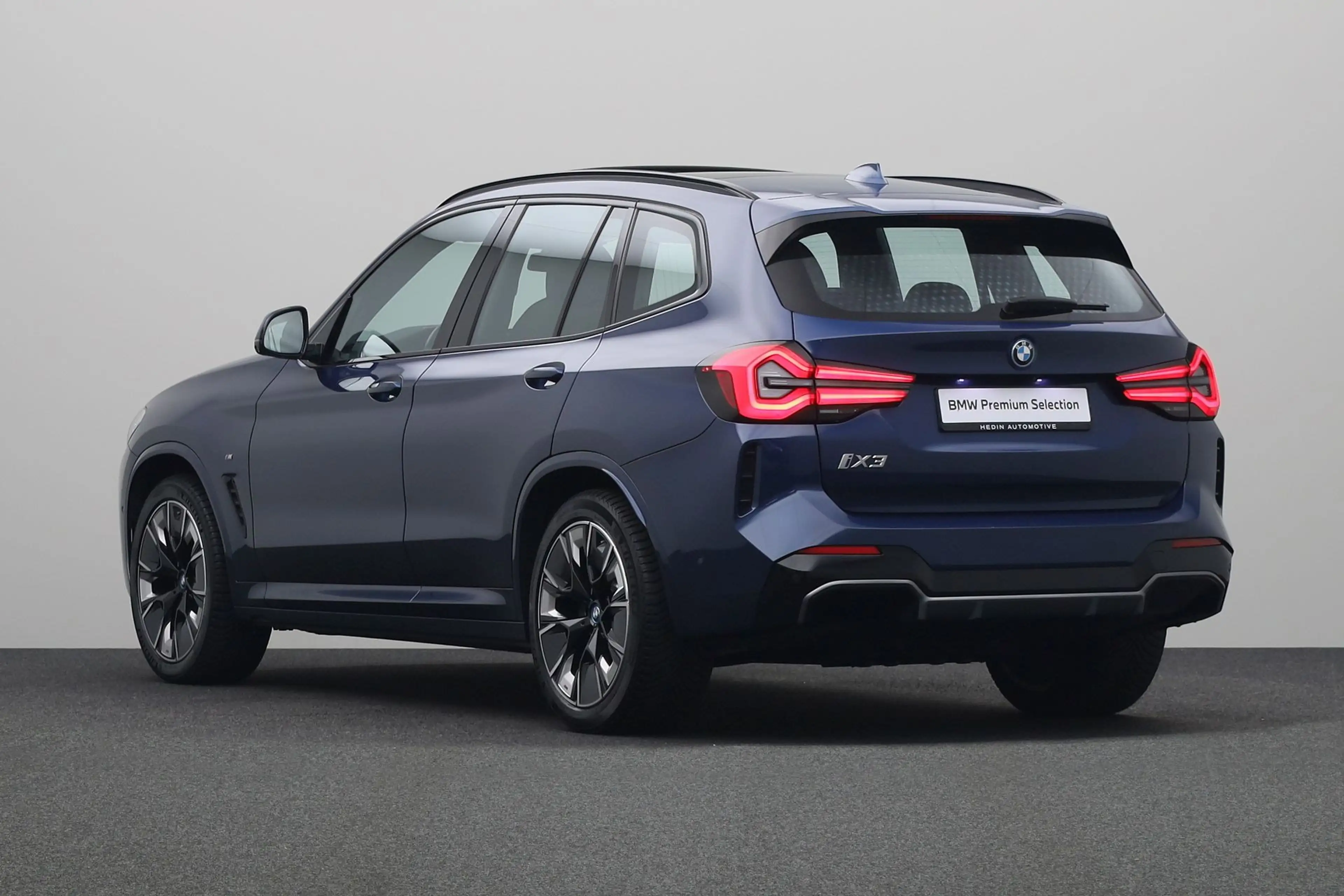 BMW iX3 High Executive Edition 80 kWh | Harman Kardon | He — photo 13