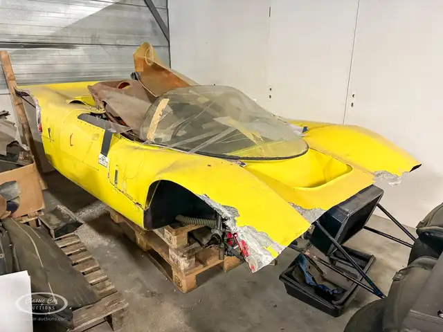 Ford Focus Cosworth Mark V Le Mans racer Built by Sportscars