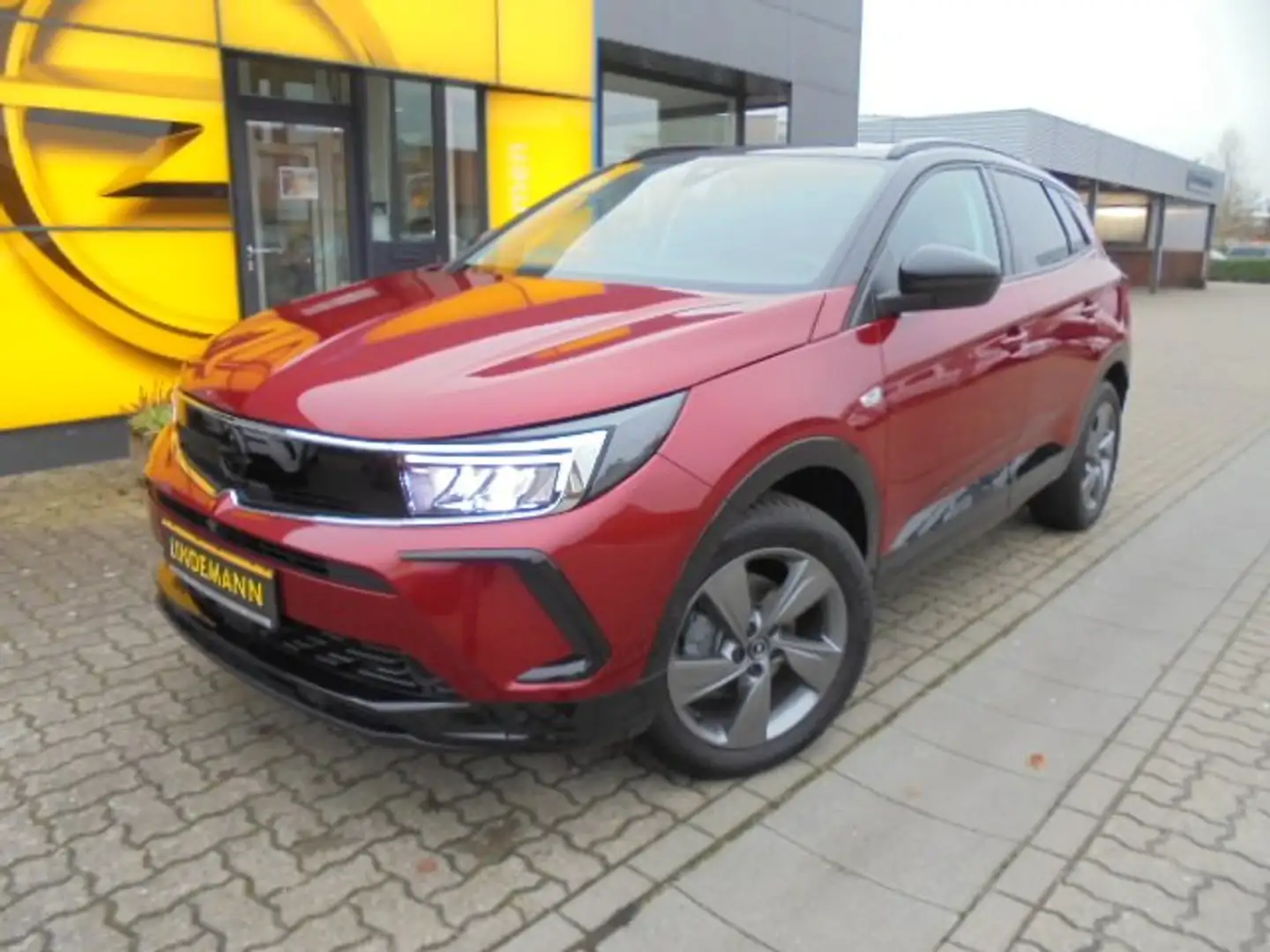 Opel Grandland 1.2 AT GS Line Navi/360°Kam/SHZ/LHZ/Beh.FS Rot - 2