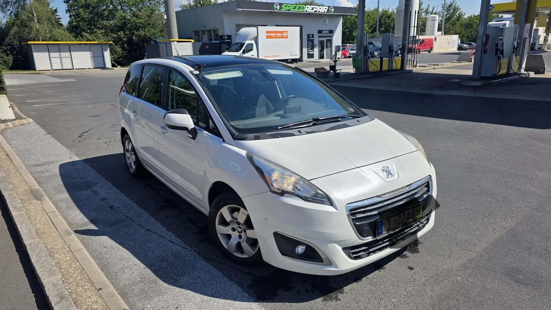 Peugeot 5008 HDI 115 Business-Line Panorama Neu Zahnremen - 1