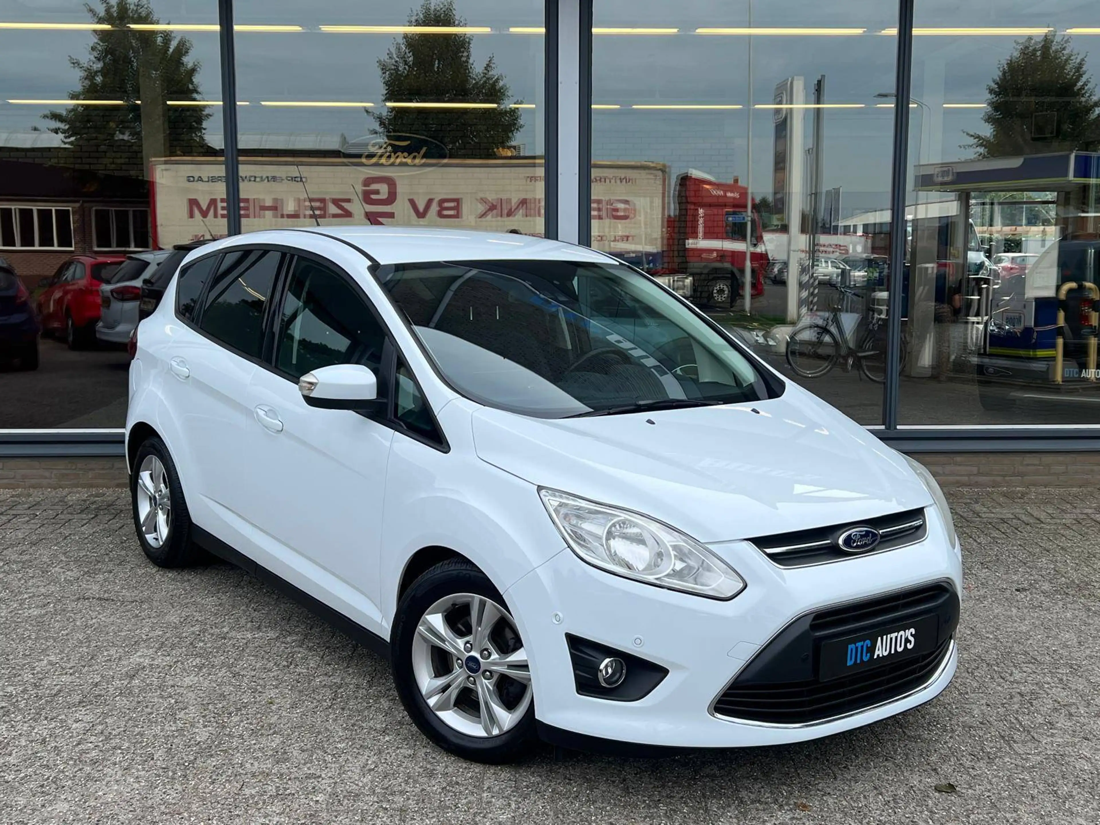 Ford C-Max 1.0 EcoBoost | Titanium | Stoelverw. | ParkAss. |