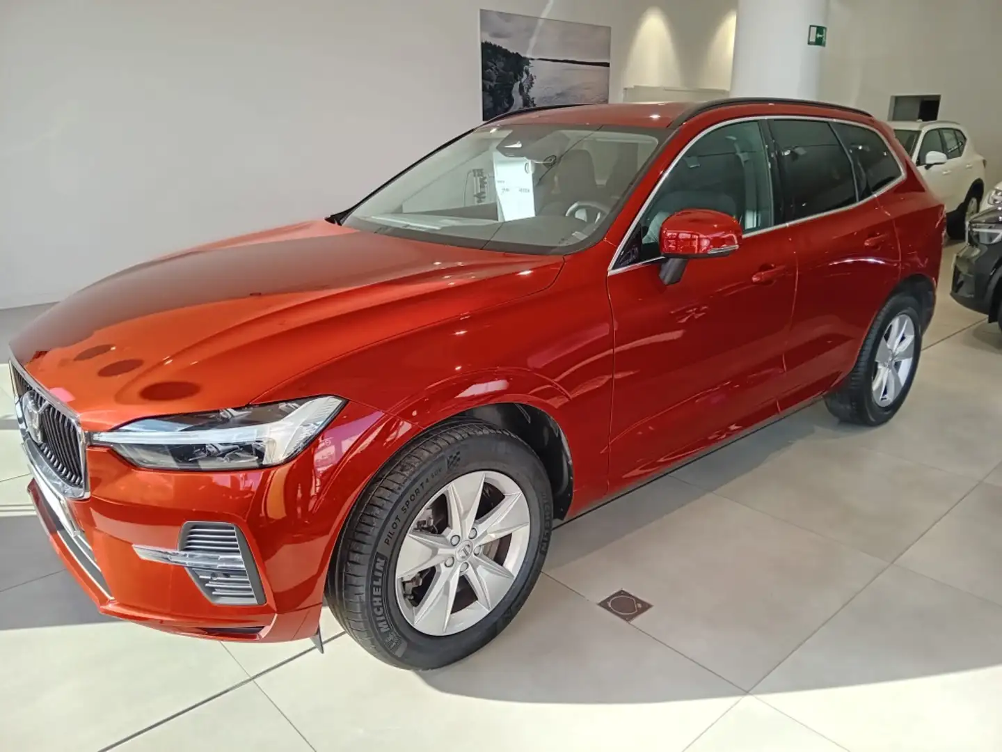 Volvo XC60 2.0 B4 D CORE AUTO 197 5P Rood - 1
