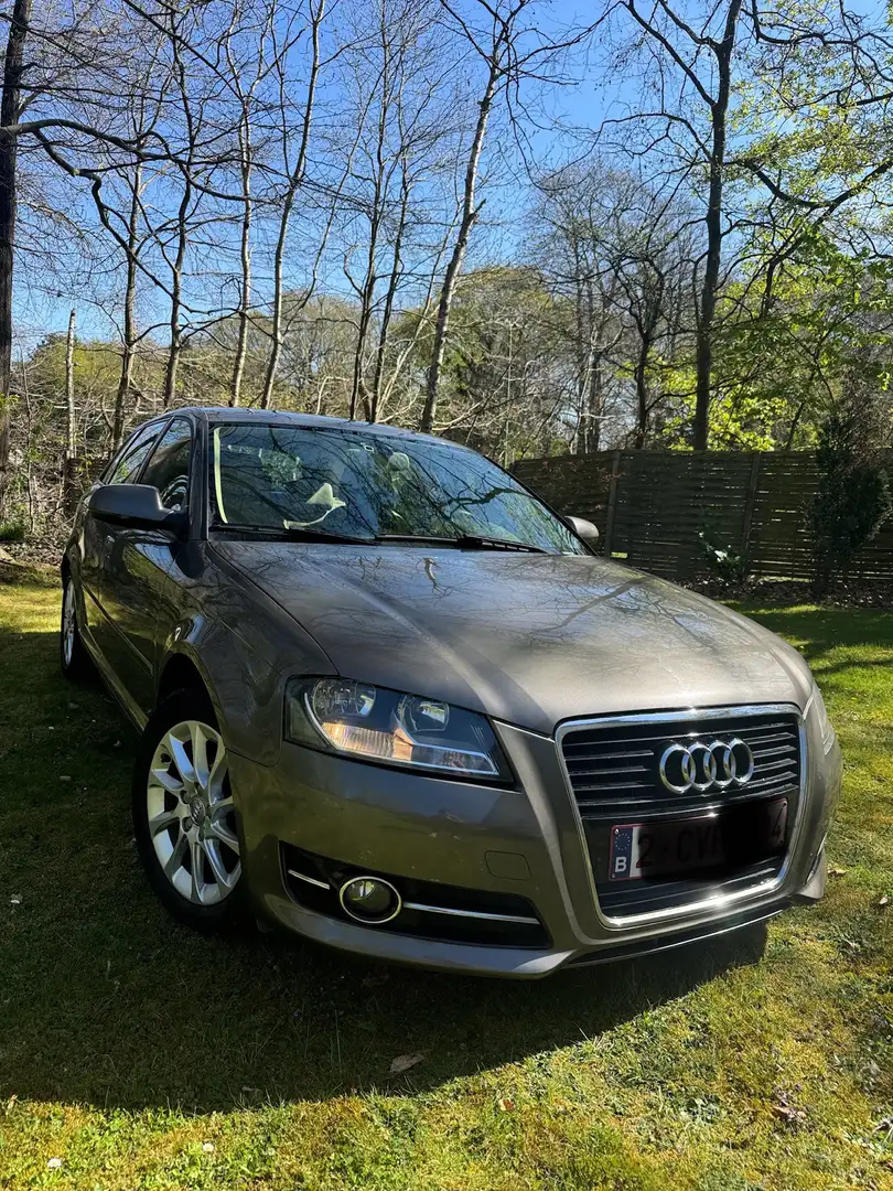 Audi A3 Sportback 1.6 TDi Ambiente Start/Stop DPF - 1