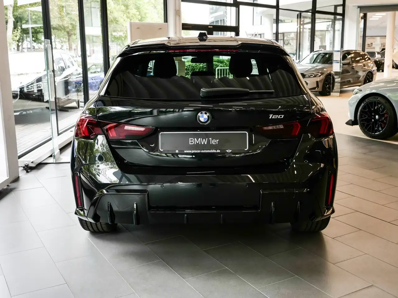BMW 120 M Sport HUD ACC 360°KAM RFK NAVI LED DAB LM 5