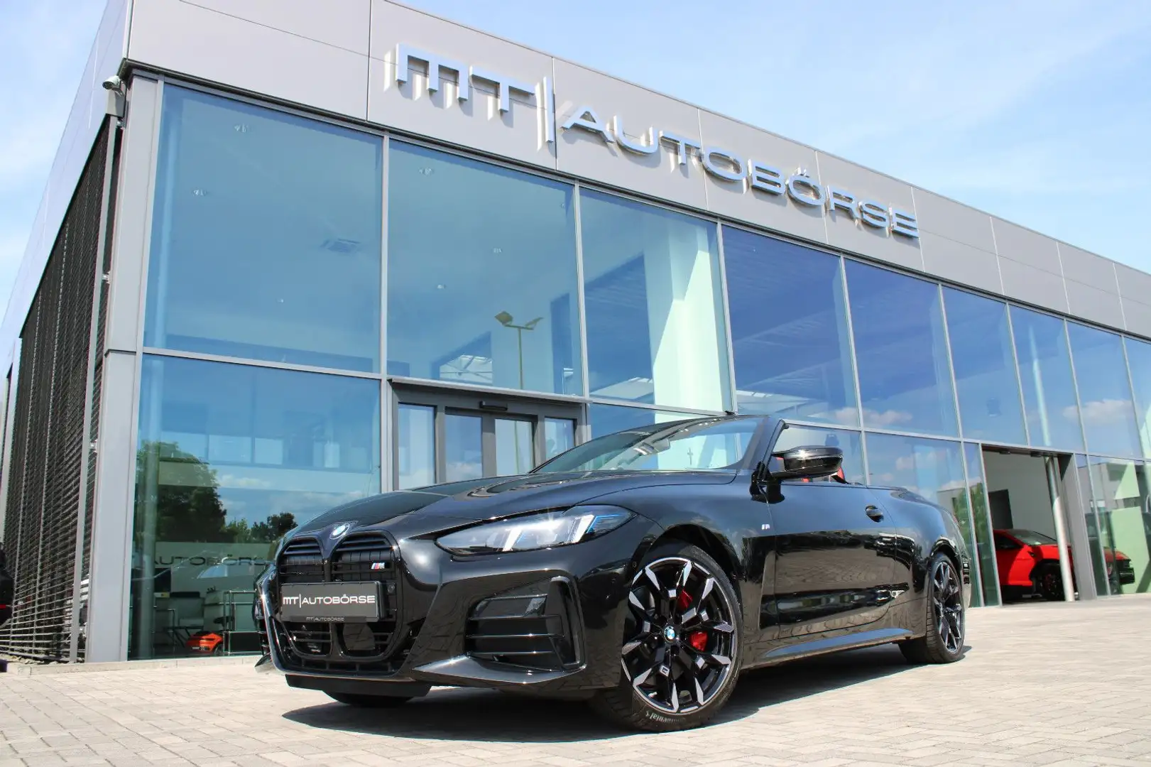 BMW M440i xDrive Cabrio M Sport Pro/Carbon/HiFi/19" Schwarz - 1