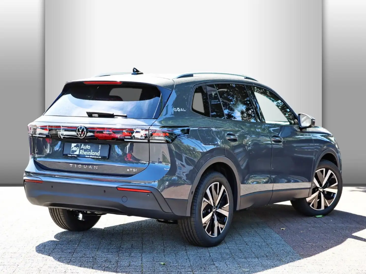 Volkswagen Tiguan GOAL 1,5 l eTSI 7-DSG/LED PLUS/PLUSP./AHK/PANO Grau - 2