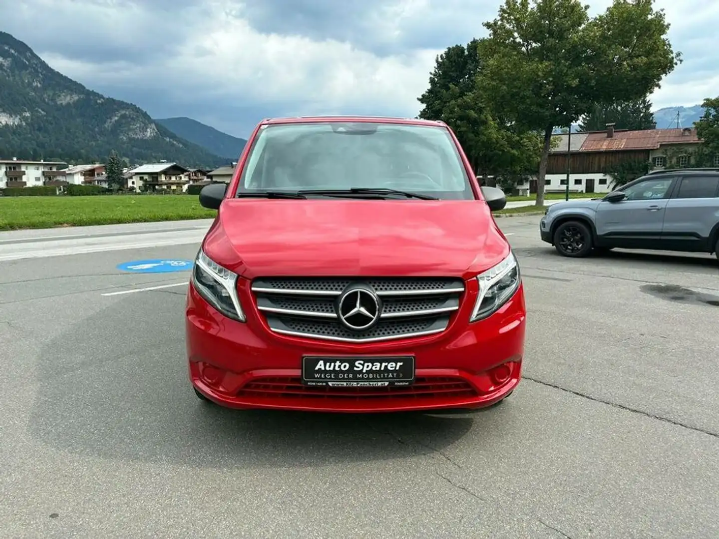 Mercedes-Benz Vito 114/116 CDI, 119 CDI/BT 4MATIC Pro kompakt (447.7 Rot - 2