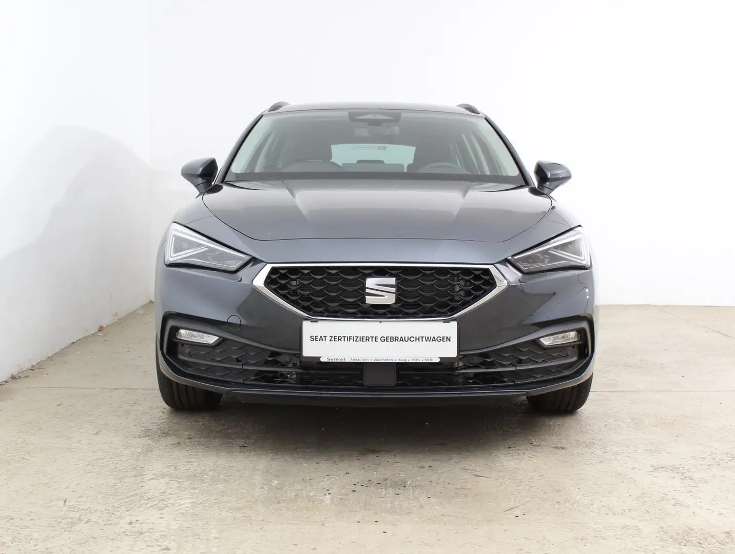 SEAT Leon Style 2.0 TDI 115 PS Grau - 2