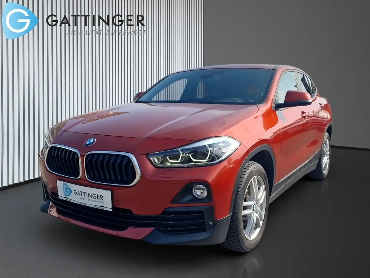 BMW X2 sDrive 18d Advantage Aut. Orange - 1