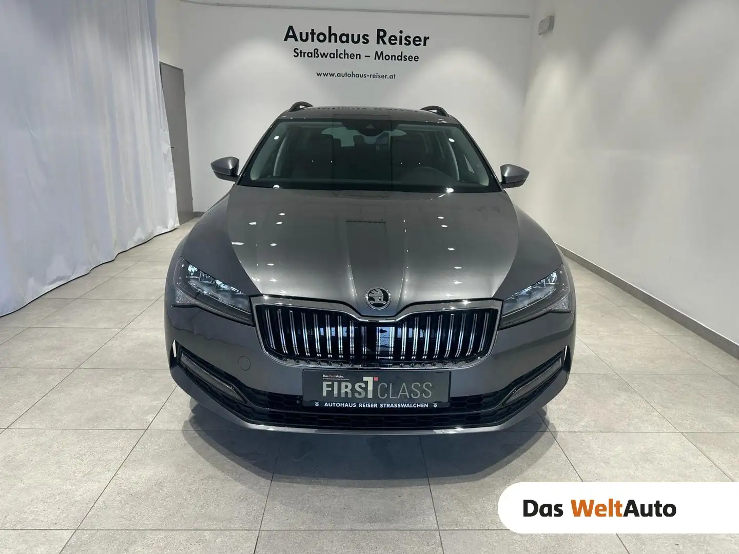 Skoda Superb Ambition TDI DSG Grau - 1