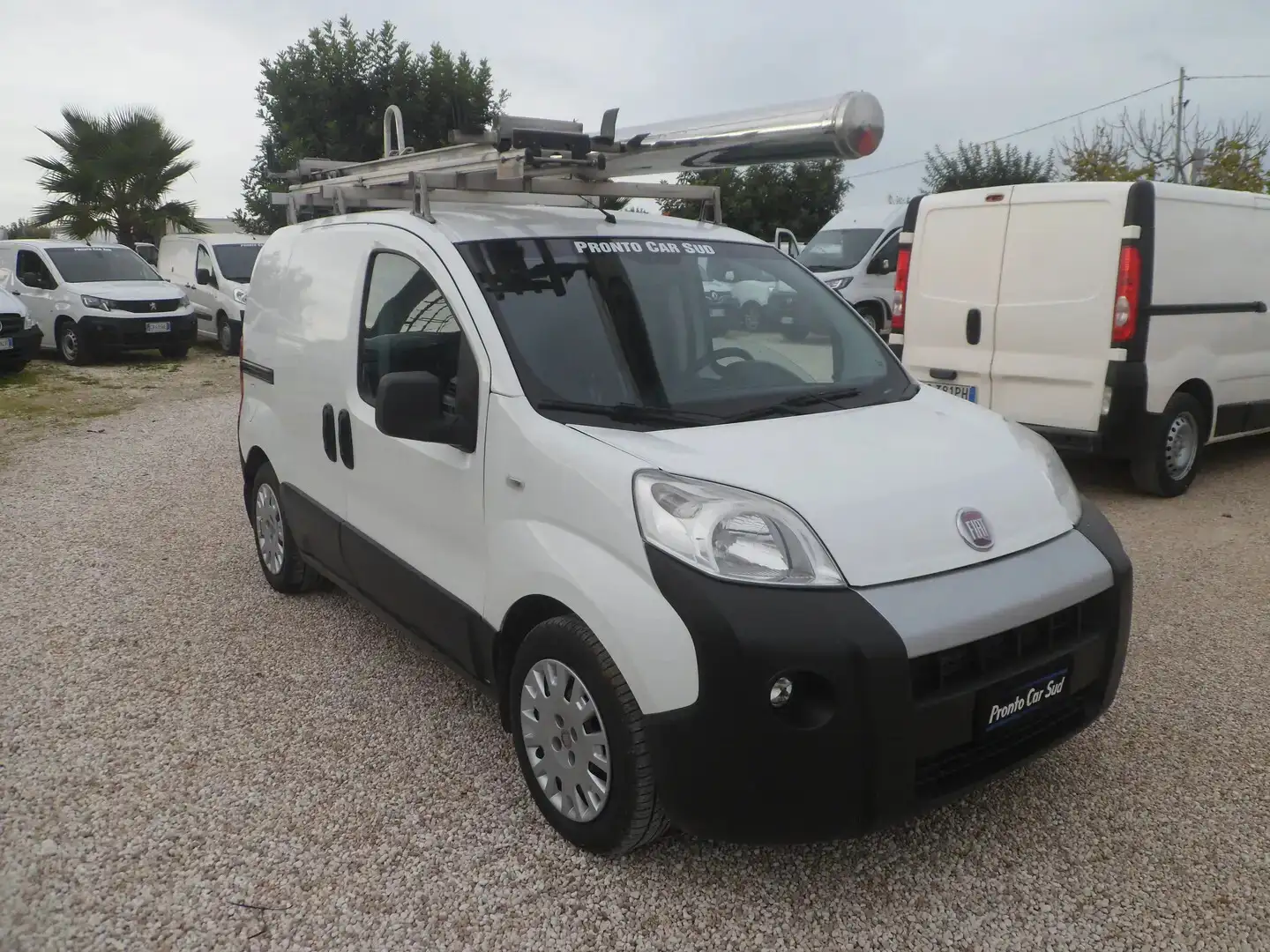 Fiat Fiorino adventure Bianco - 2