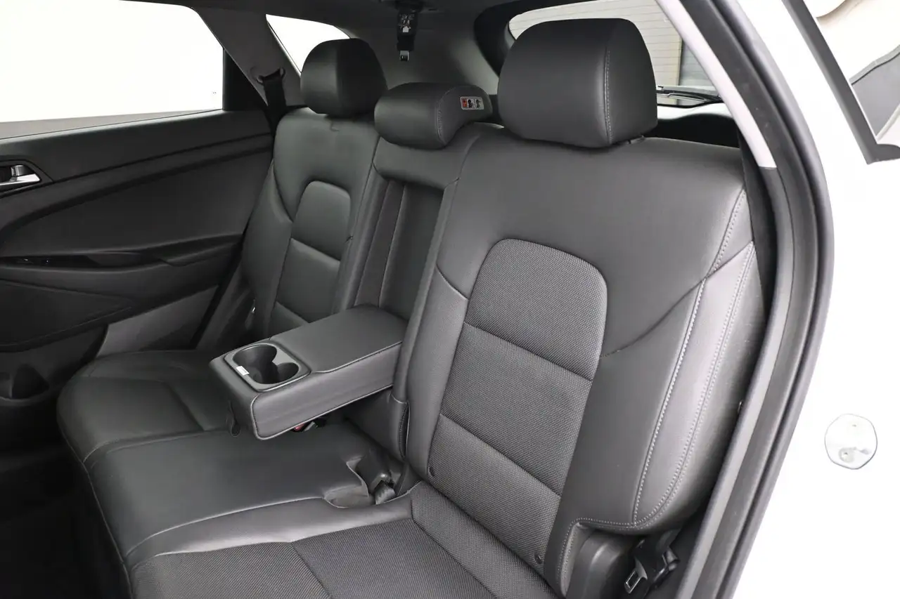 Hyundai TUCSON снимка Hyundai TUCSON