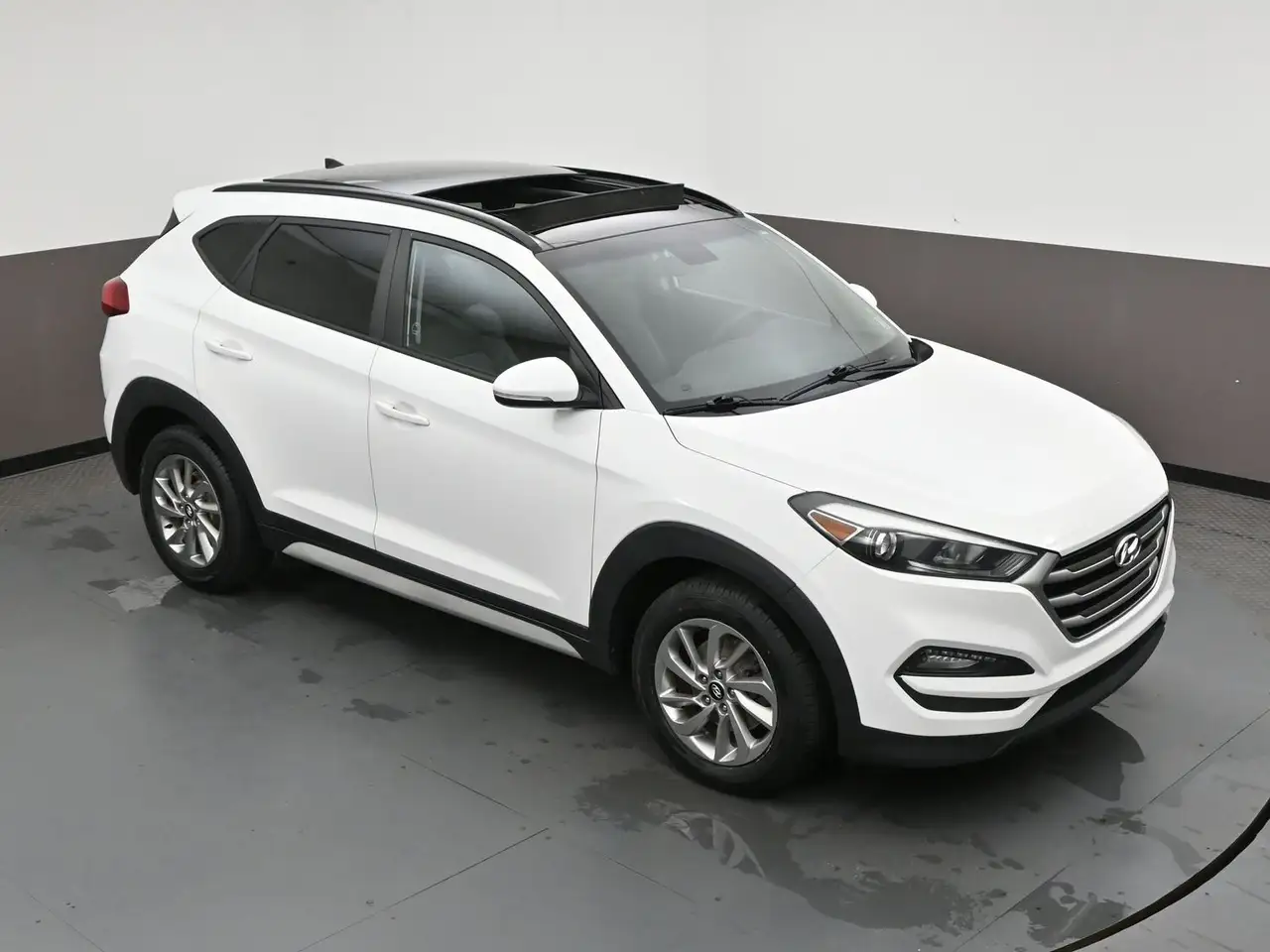 Hyundai TUCSON снимка Hyundai TUCSON