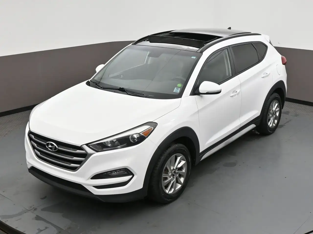 Hyundai TUCSON снимка Hyundai TUCSON