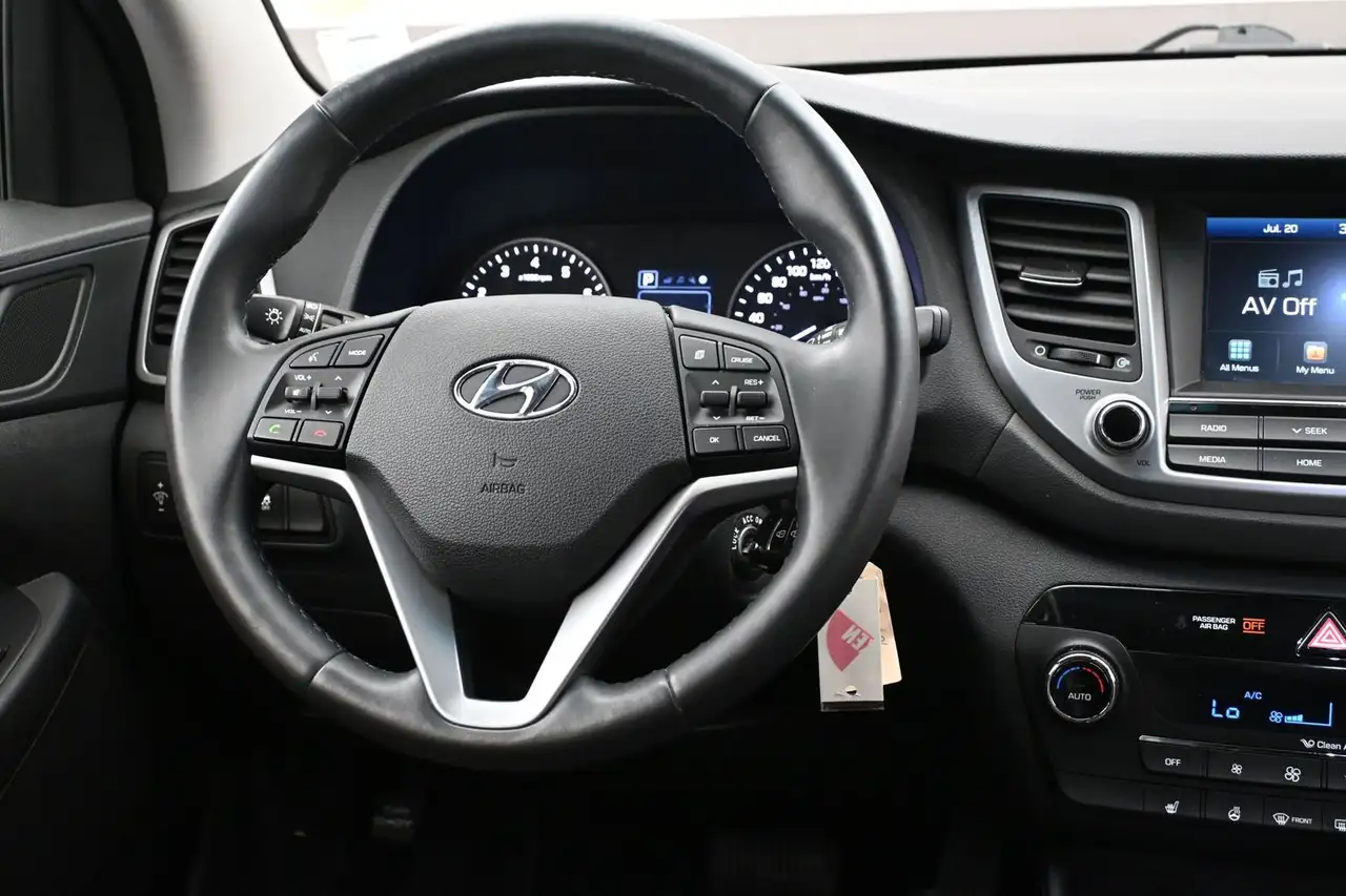 Hyundai TUCSON снимка Hyundai TUCSON
