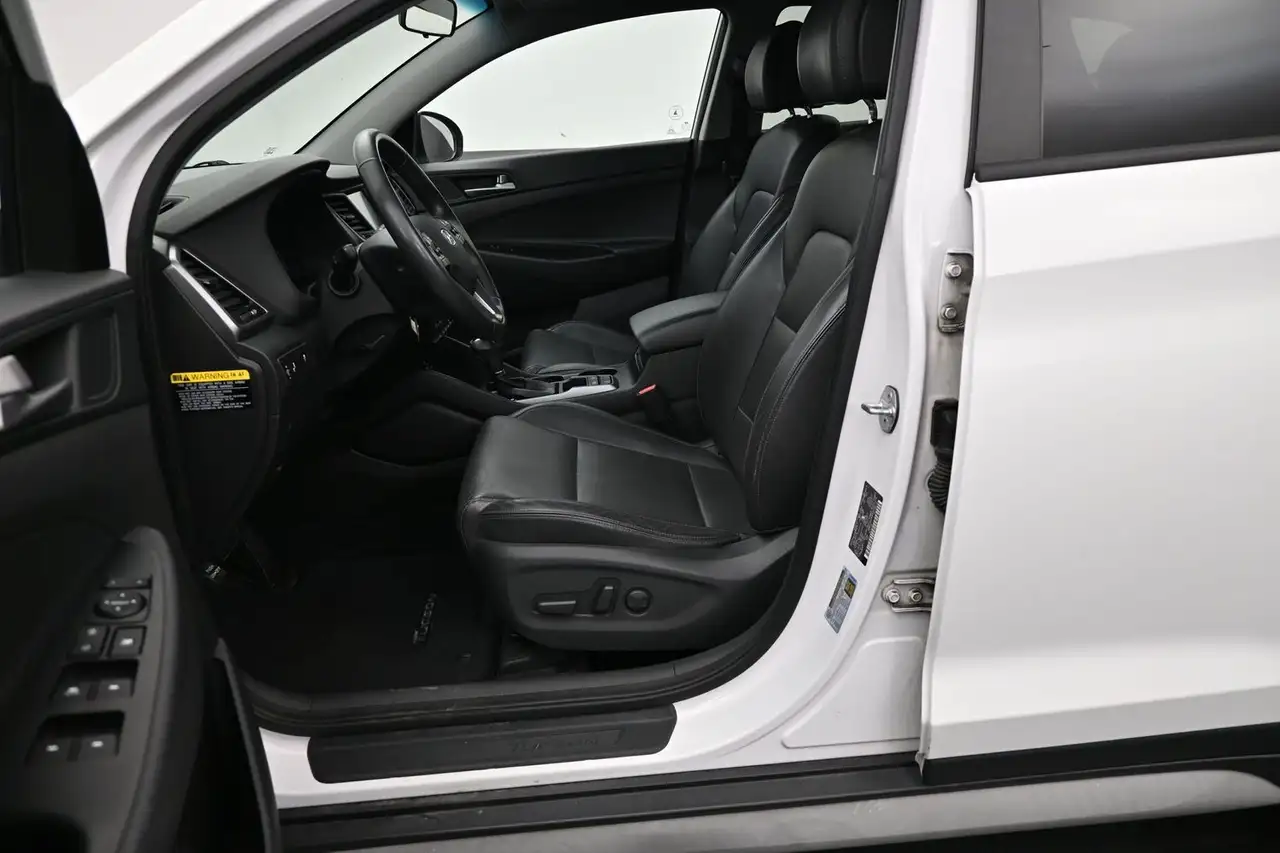 Hyundai TUCSON снимка Hyundai TUCSON