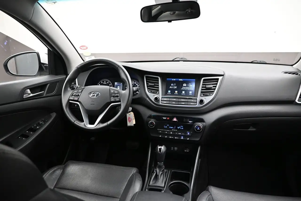 Hyundai TUCSON снимка Hyundai TUCSON