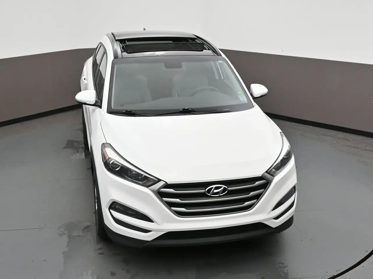 Hyundai TUCSON снимка Hyundai TUCSON