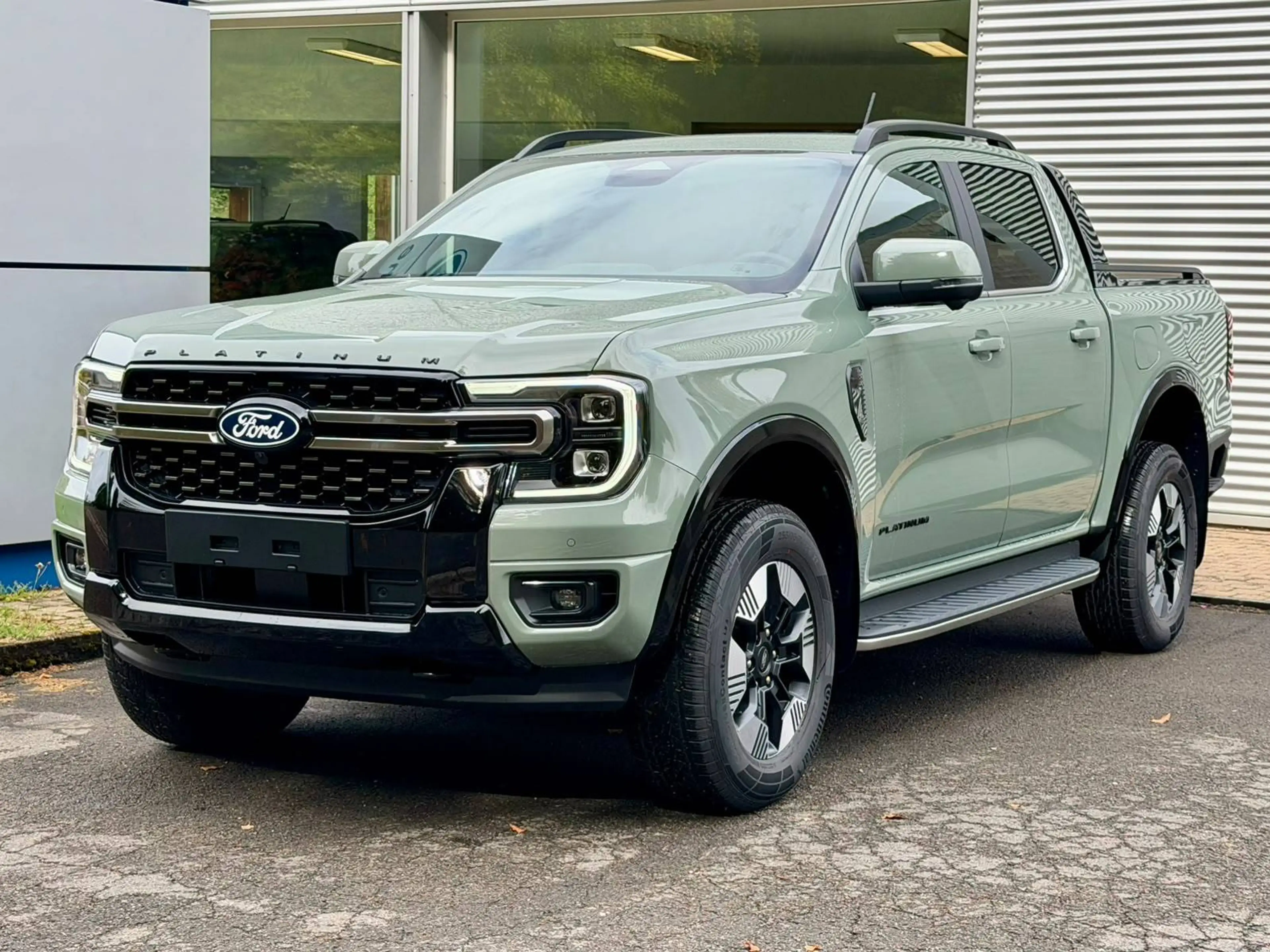 Ford Ranger PLATINUM 2.3i PHEV 281CH A10 + Rideau électrique & Pro Power 6.9kW — photo 7
