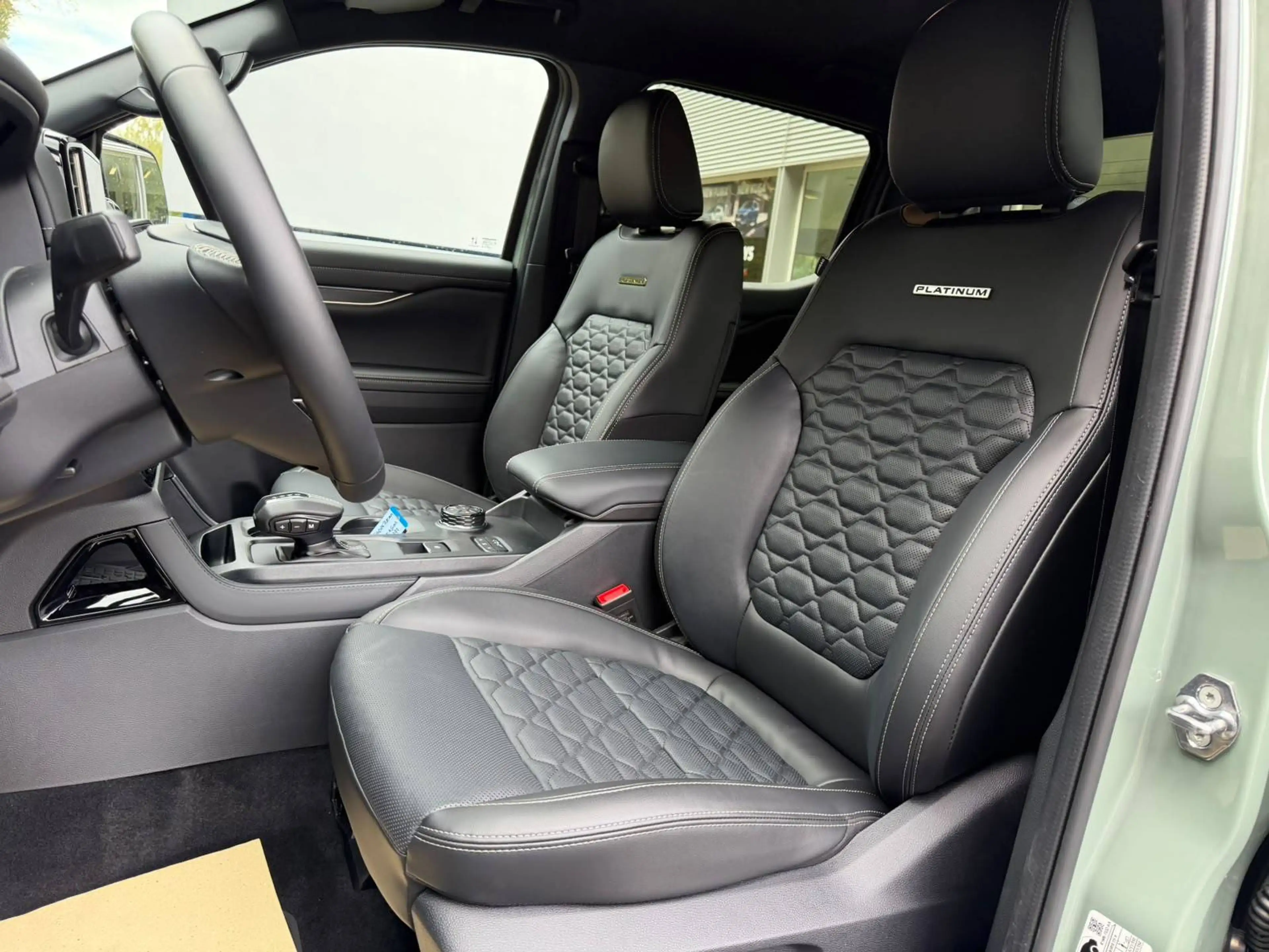 Ford Ranger PLATINUM 2.3i PHEV 281CH A10 + Rideau électrique & Pro Power 6.9kW — photo 13