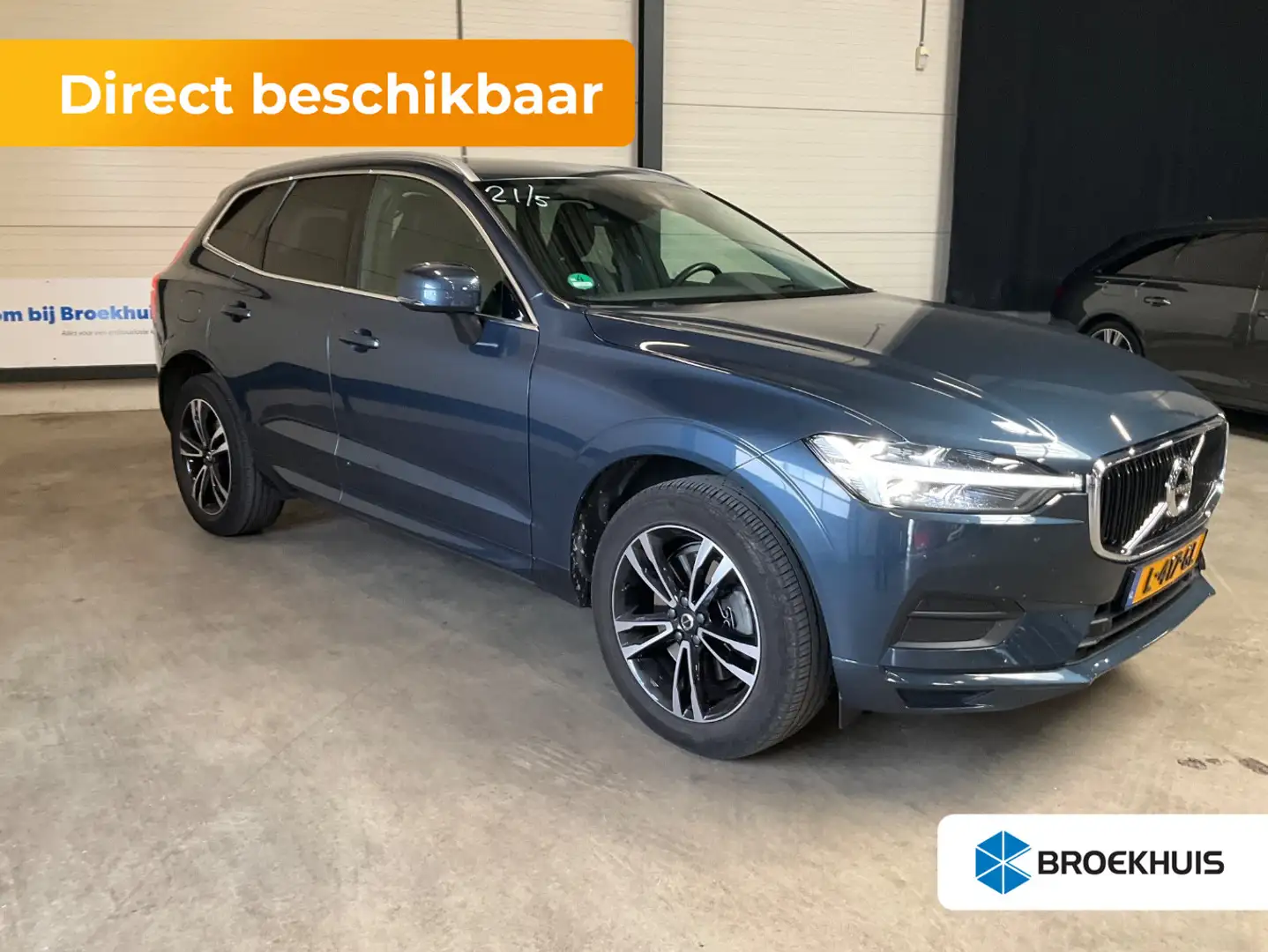 Volvo XC60 B5 250PK Momentum Exclusive | 19'' | Panoramadak | Azul - 1