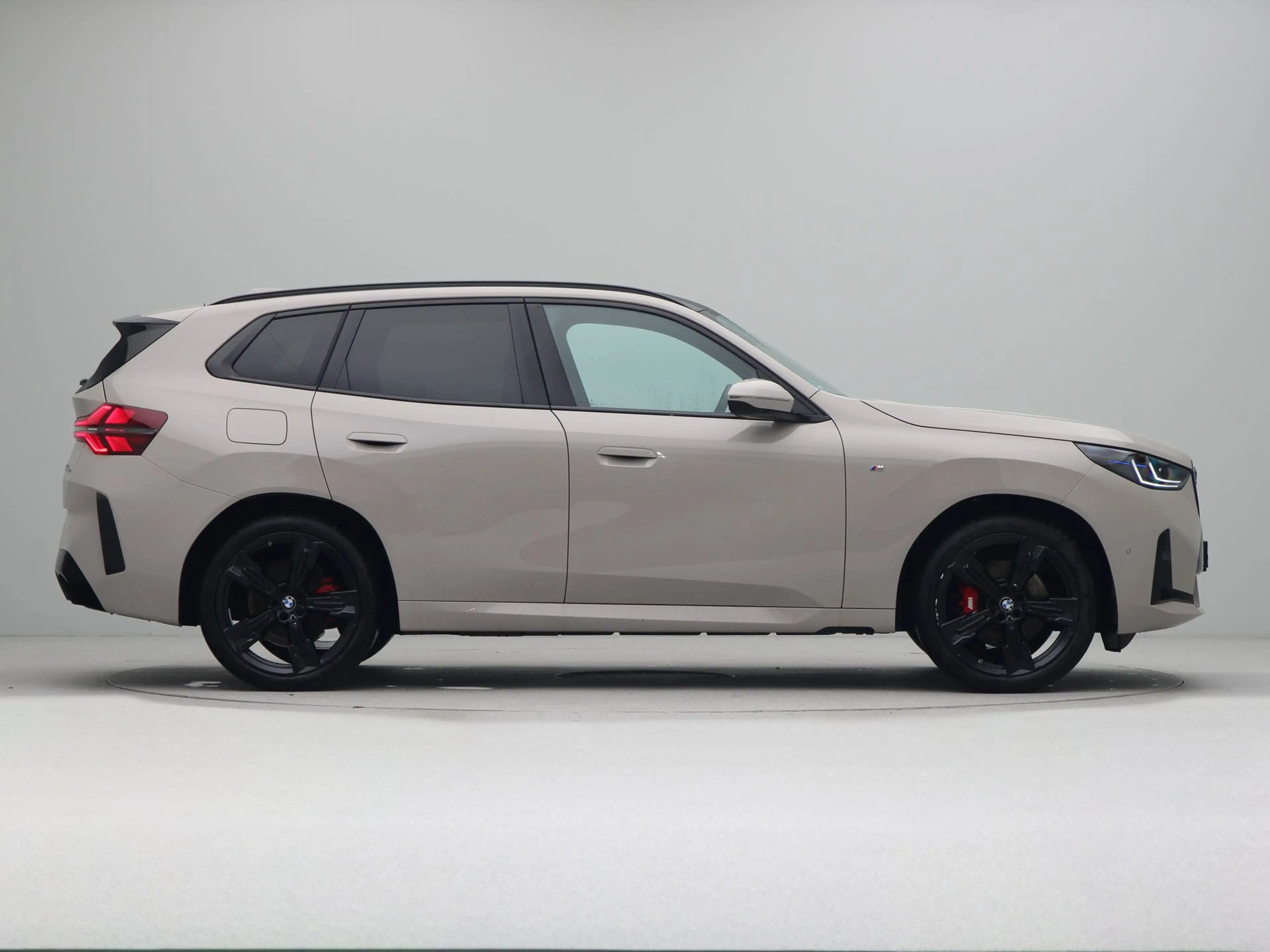BMW X3 30e xDrive — photo 8