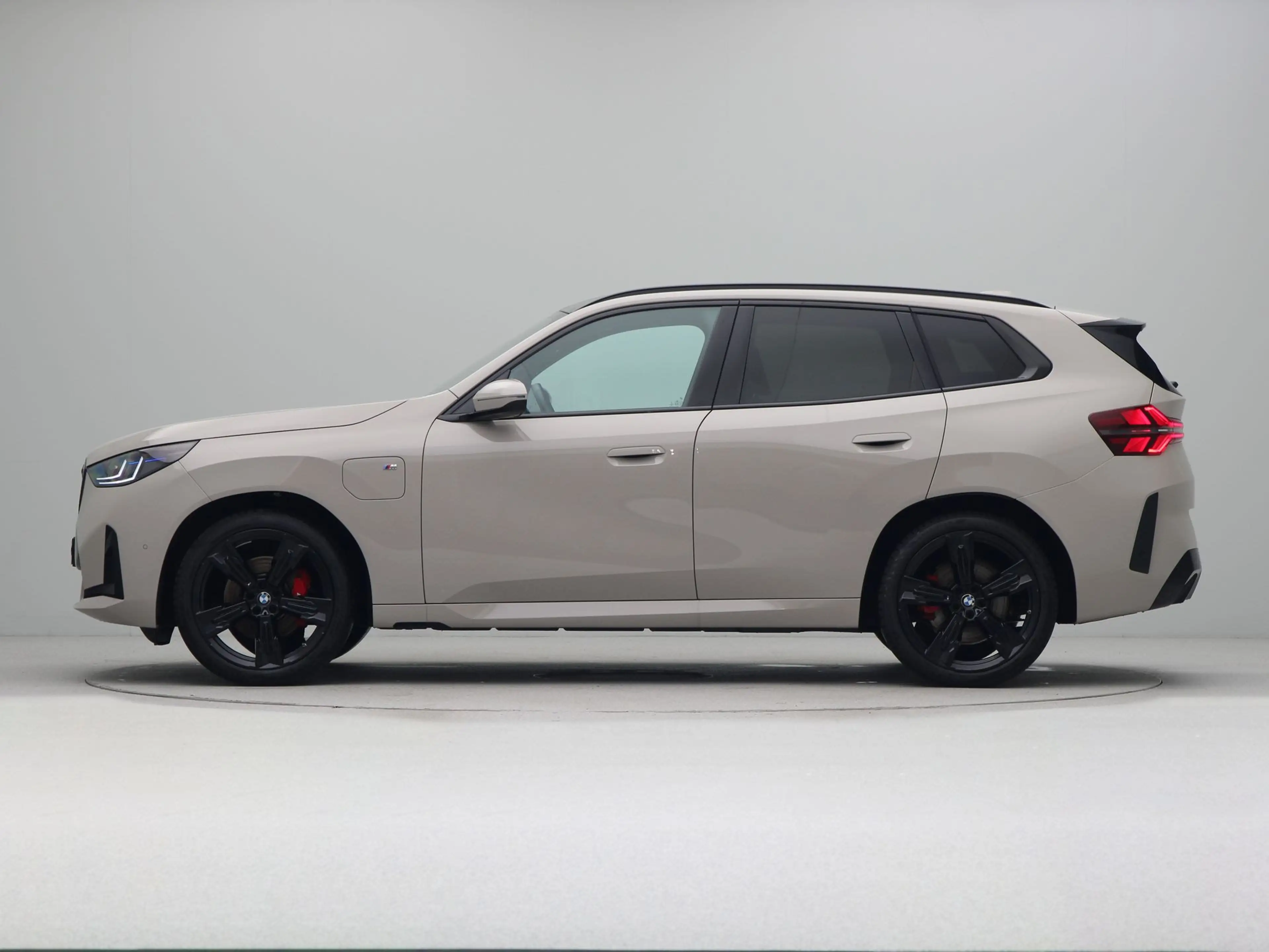 BMW X3 30e xDrive — photo 12