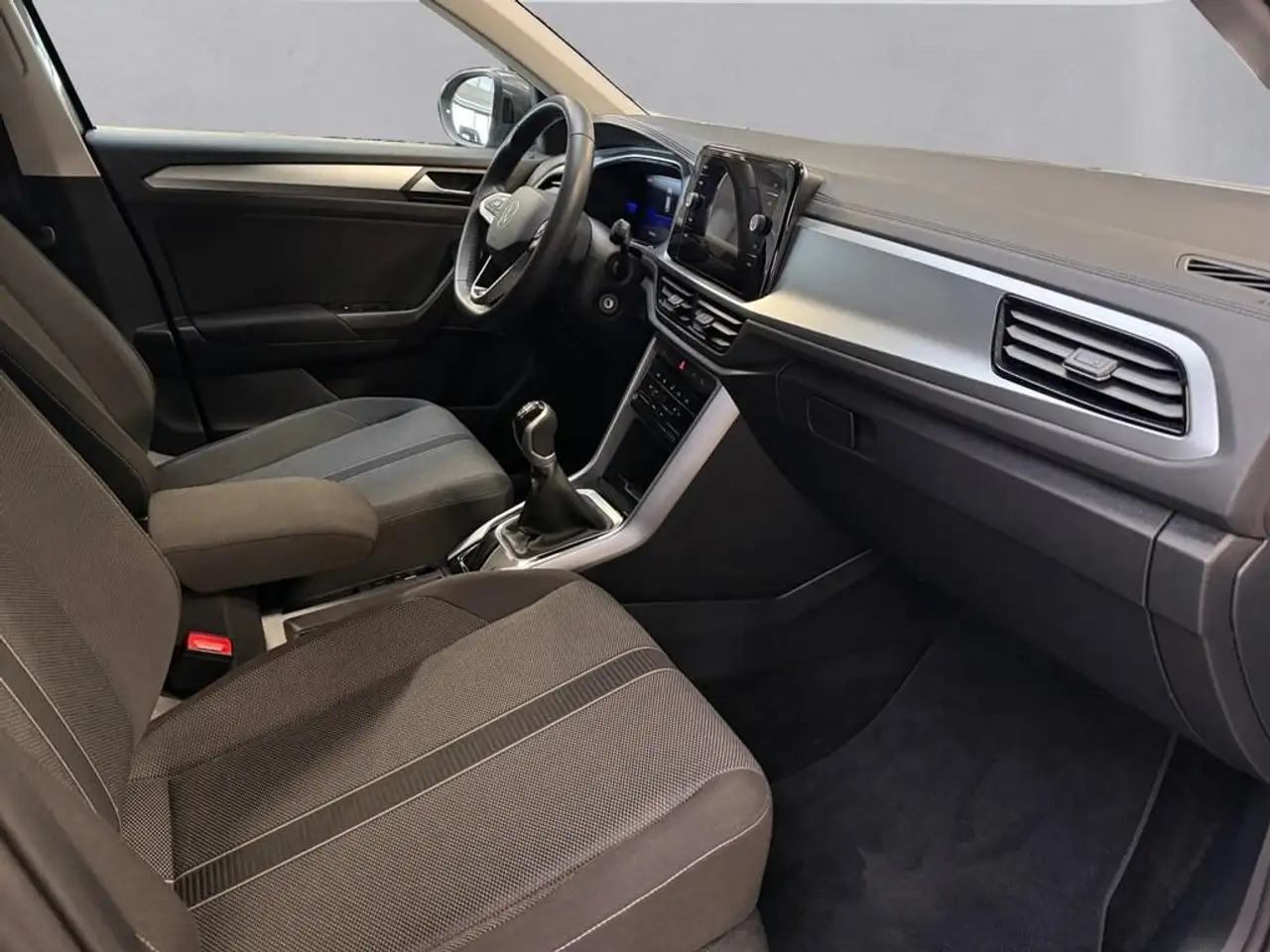 Volkswagen T-Roc 1.0 tsi Life 14