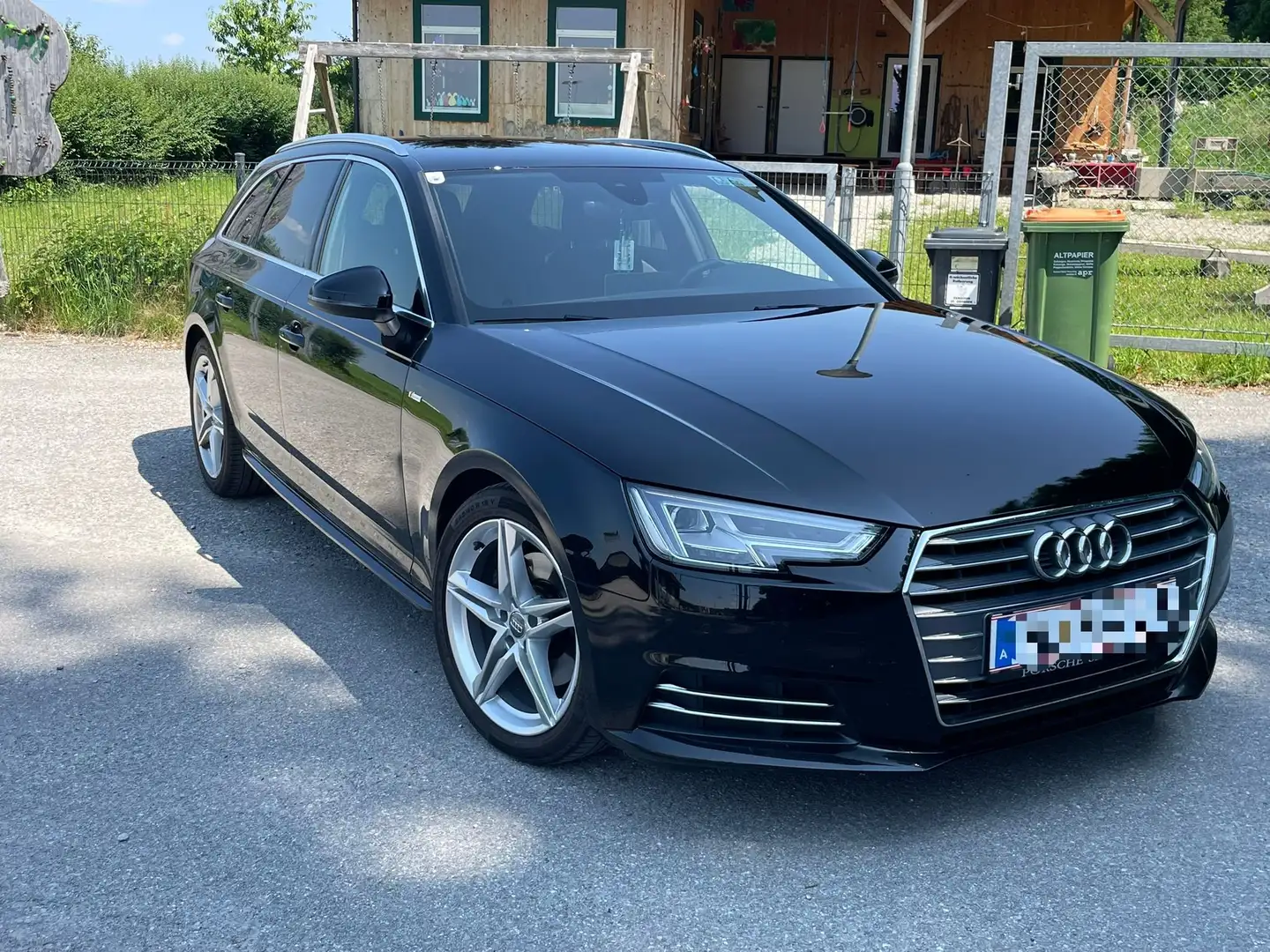 Audi A4 A4 Avant 2,0 TDI Sport S-tronic Sport Schwarz - 1