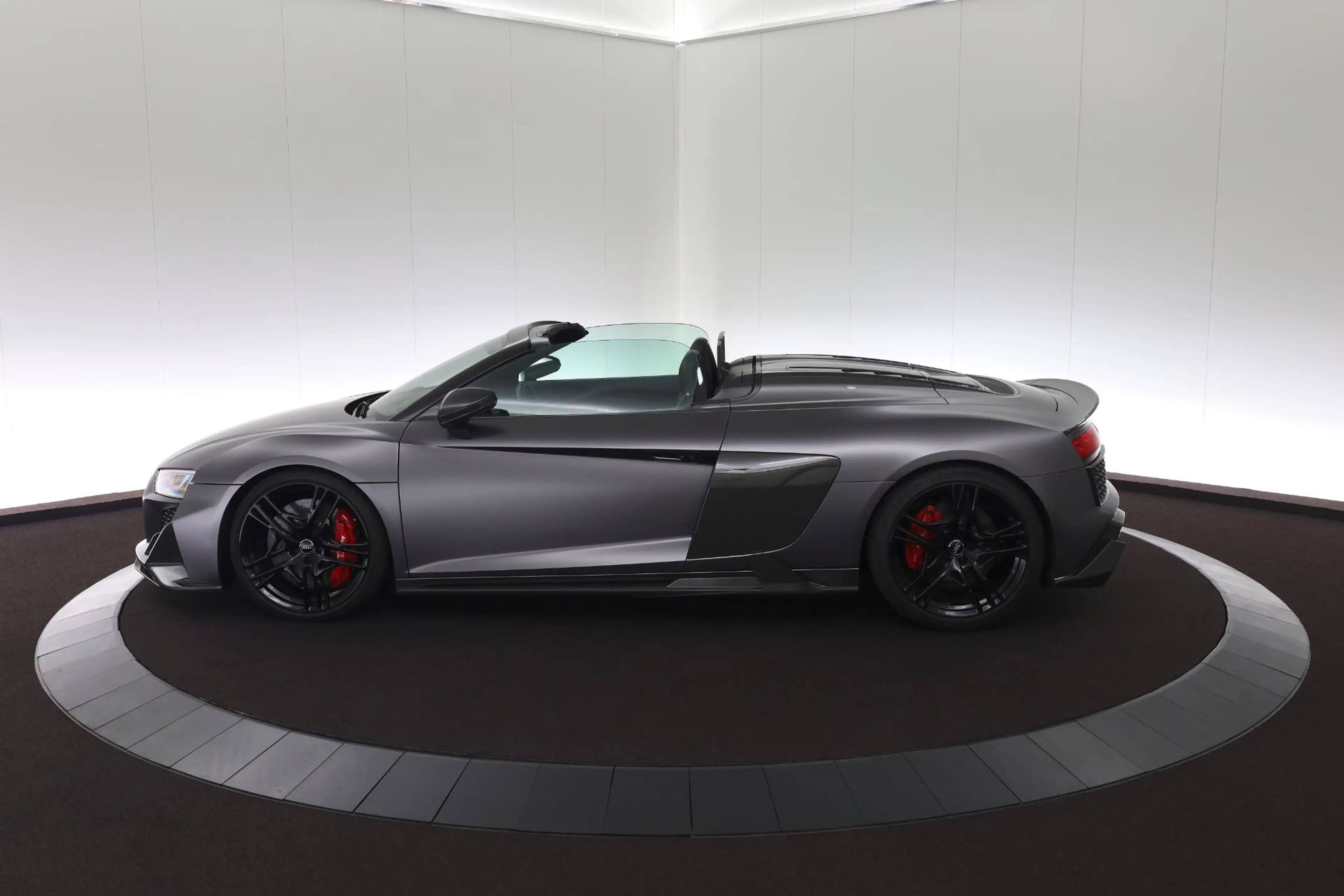 Audi R8 Spyder 5.2 performance quattro Het Ultieme Atmosfe — photo 3