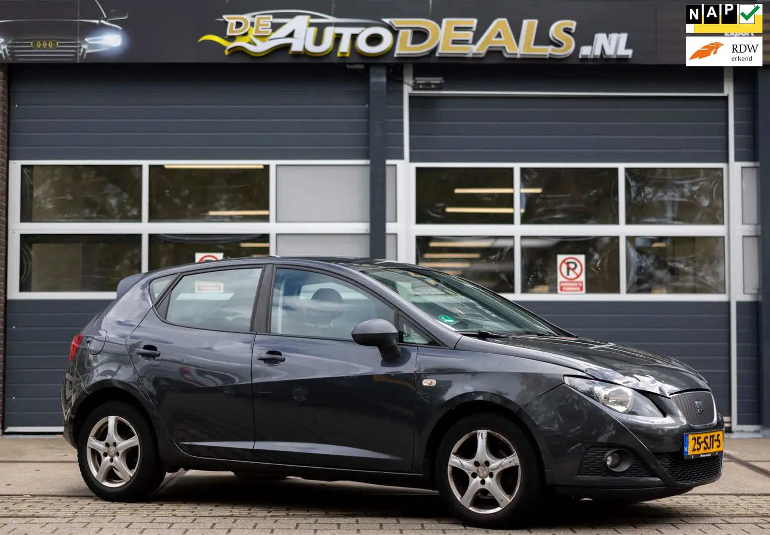 SEAT Ibiza 1.2 TDI Style Ecomotive AIRCO SCHADE Grijs - 1