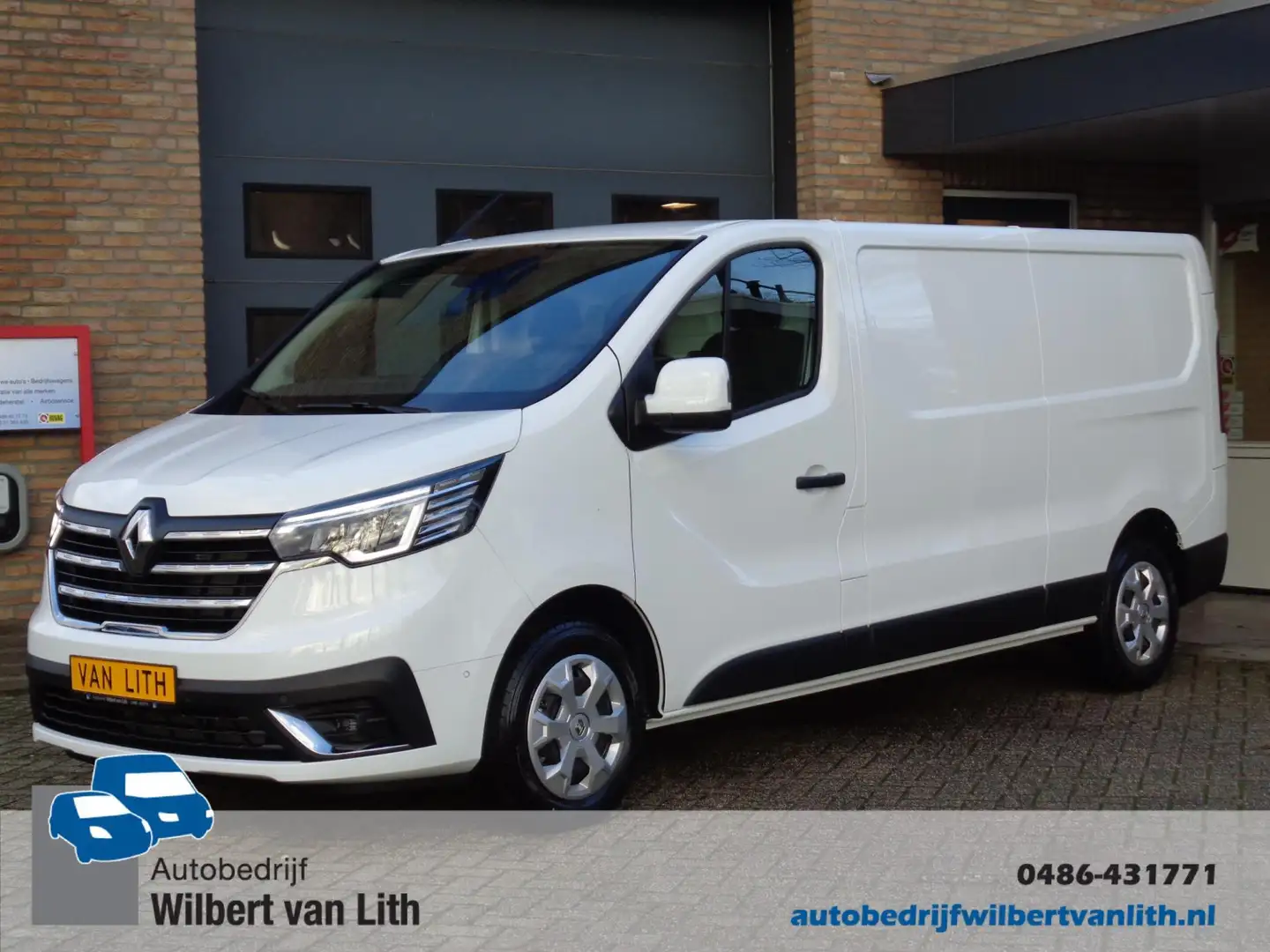 Renault Trafic 2.0 dCi 130 T30 L2H1 Work Edition | Navi | Camera Blanco - 1