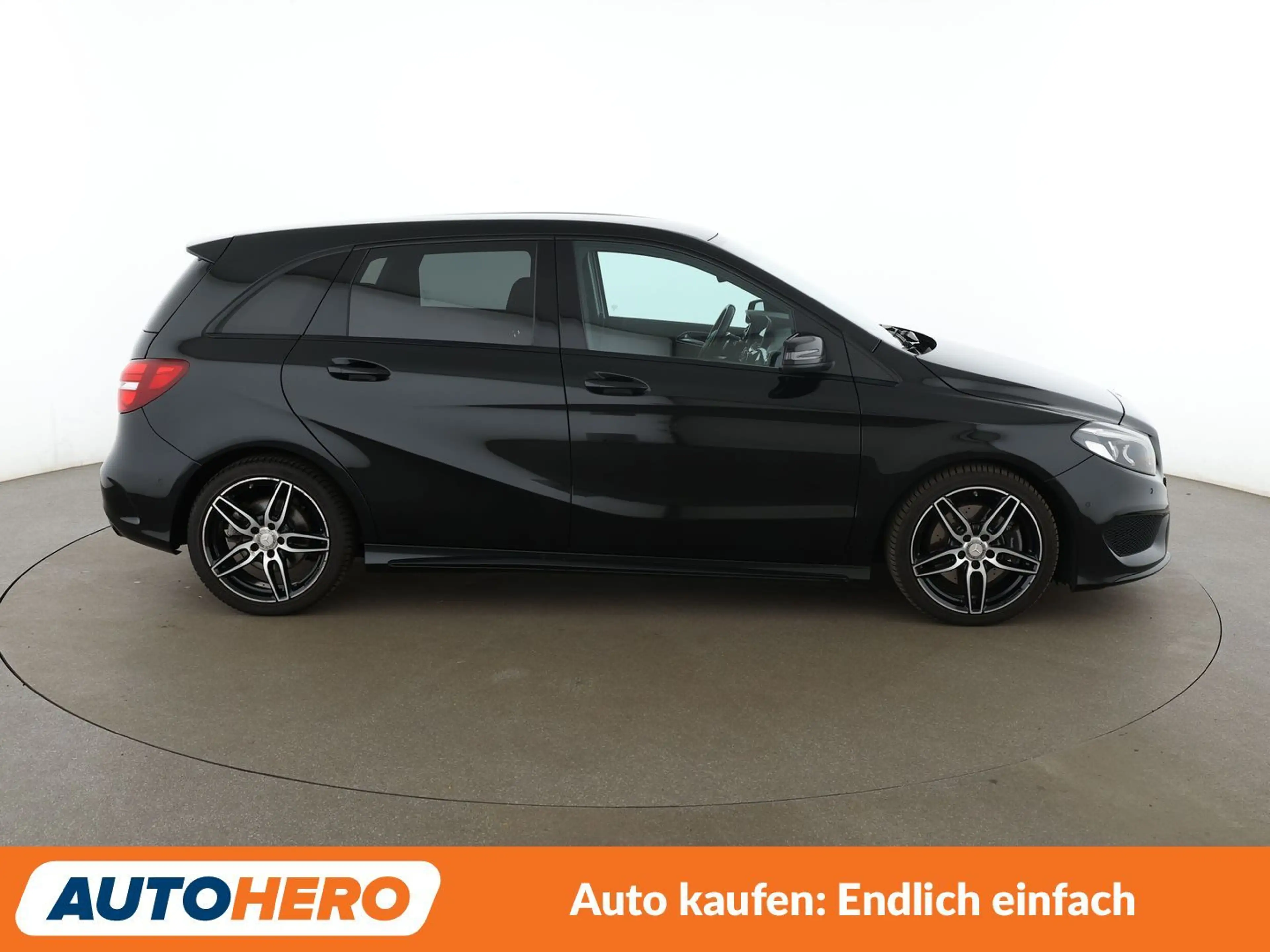 Mercedes-Benz B 220 4Matic AMG Line Aut.*NAVI*PDC*SHZ* — photo 7