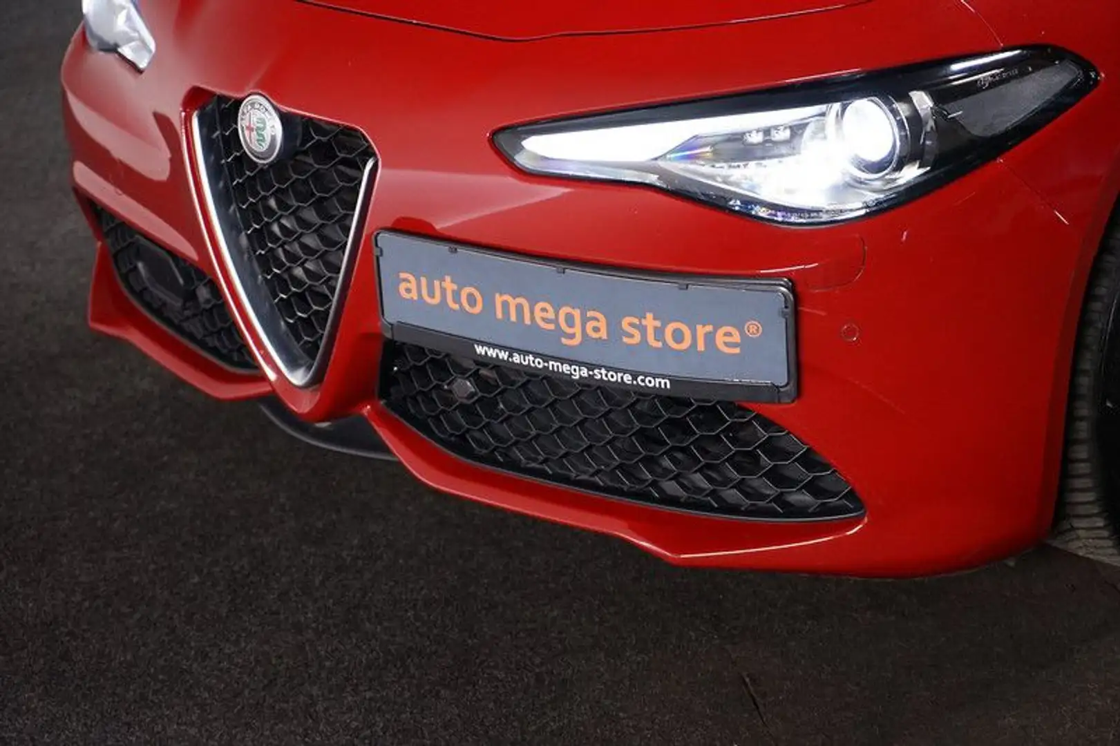 Alfa Romeo Giulia 2.0 Turbo TI Q4 AT8*Kamera*Assistenz-P*Bi Rot - 2