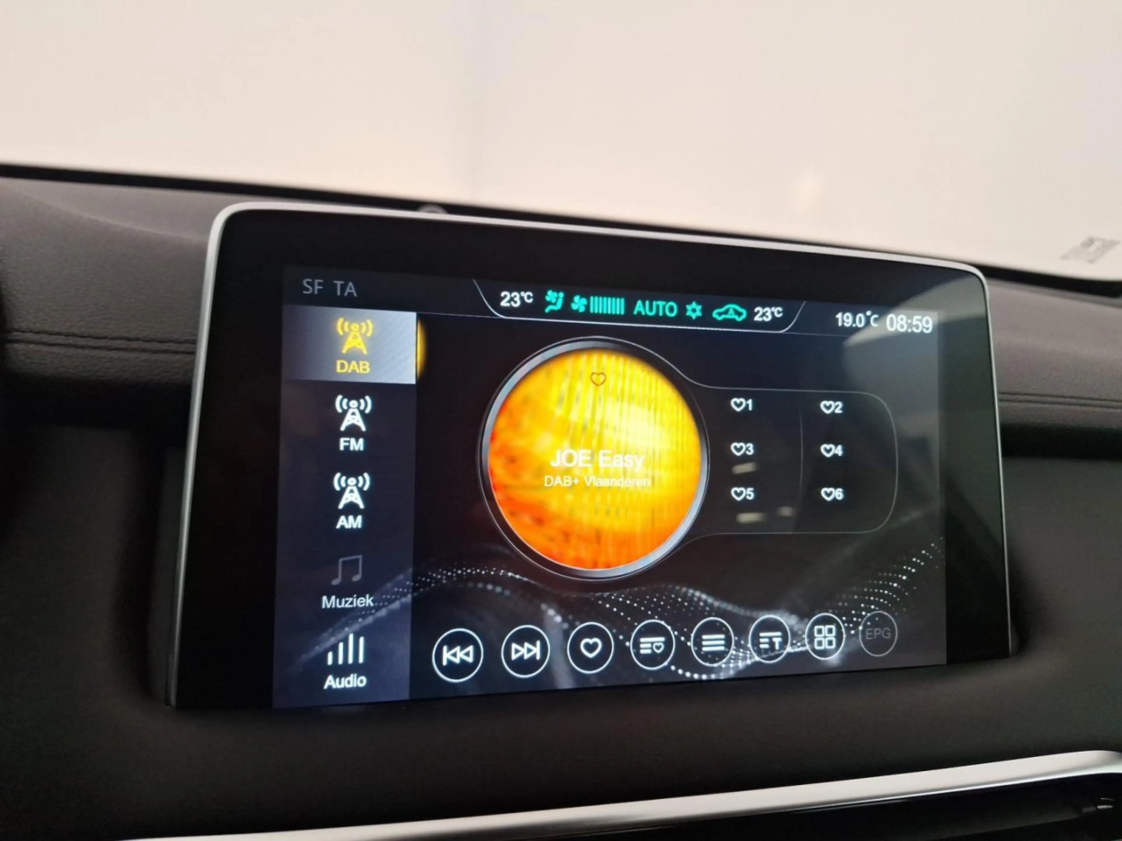 MG EHS PLUG-IN HYBRID AUTOMAAT*LEDER*CARPLAY*CAMERA ACHTE — photo 13
