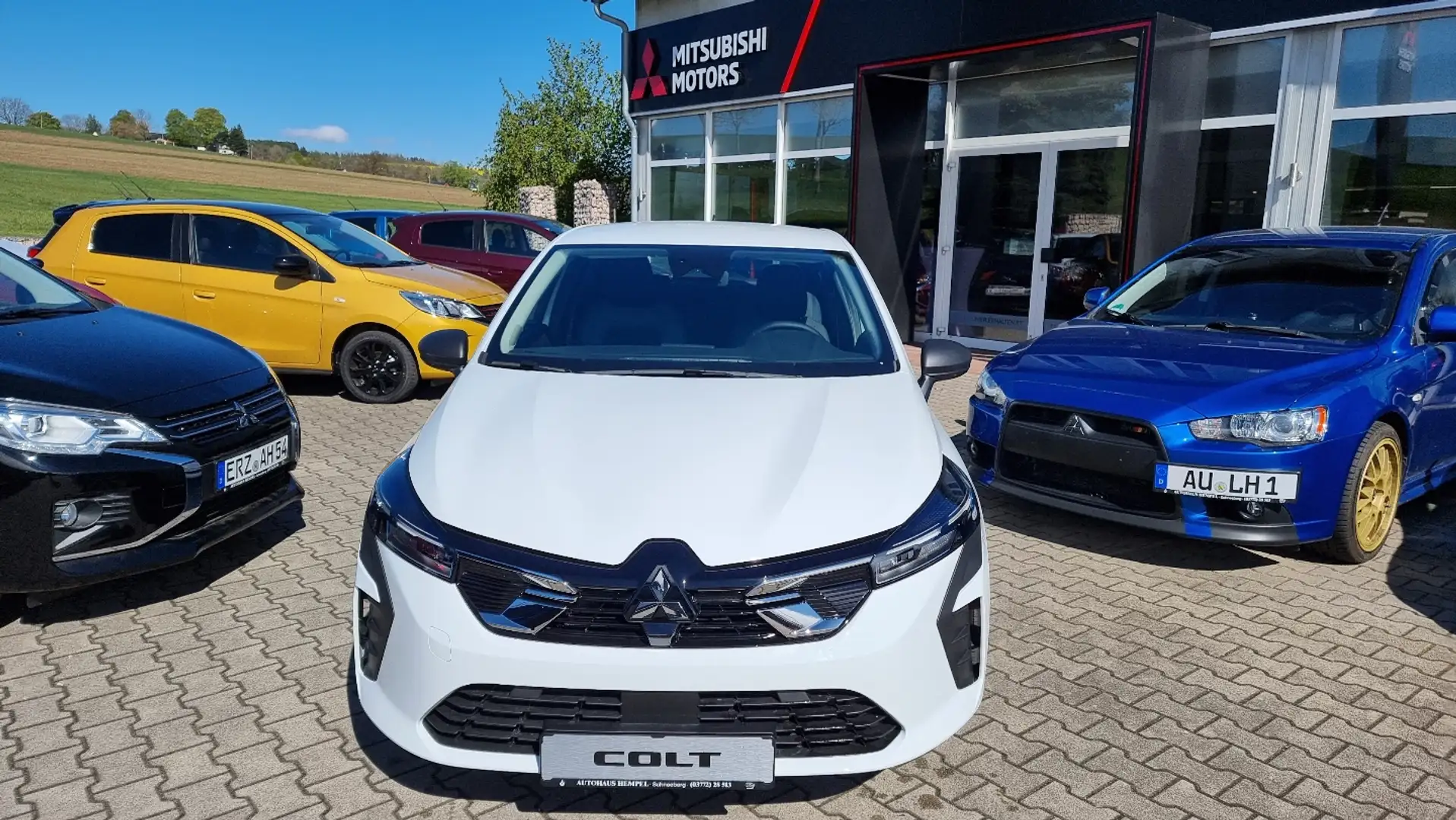 Mitsubishi Colt BASIS 1.0 Benziner 5-Gang Weiß - 2